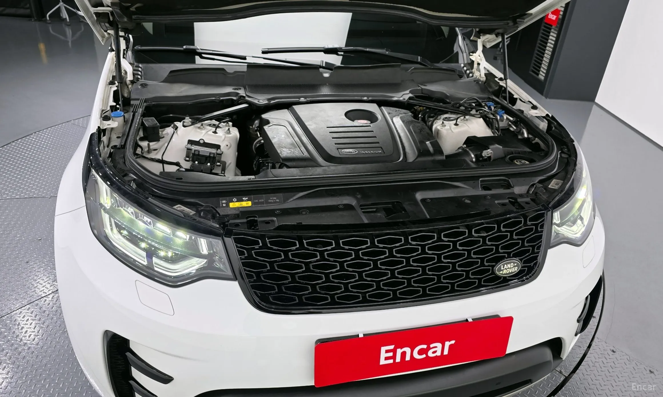 Land Rover Discovery 5 превью 6