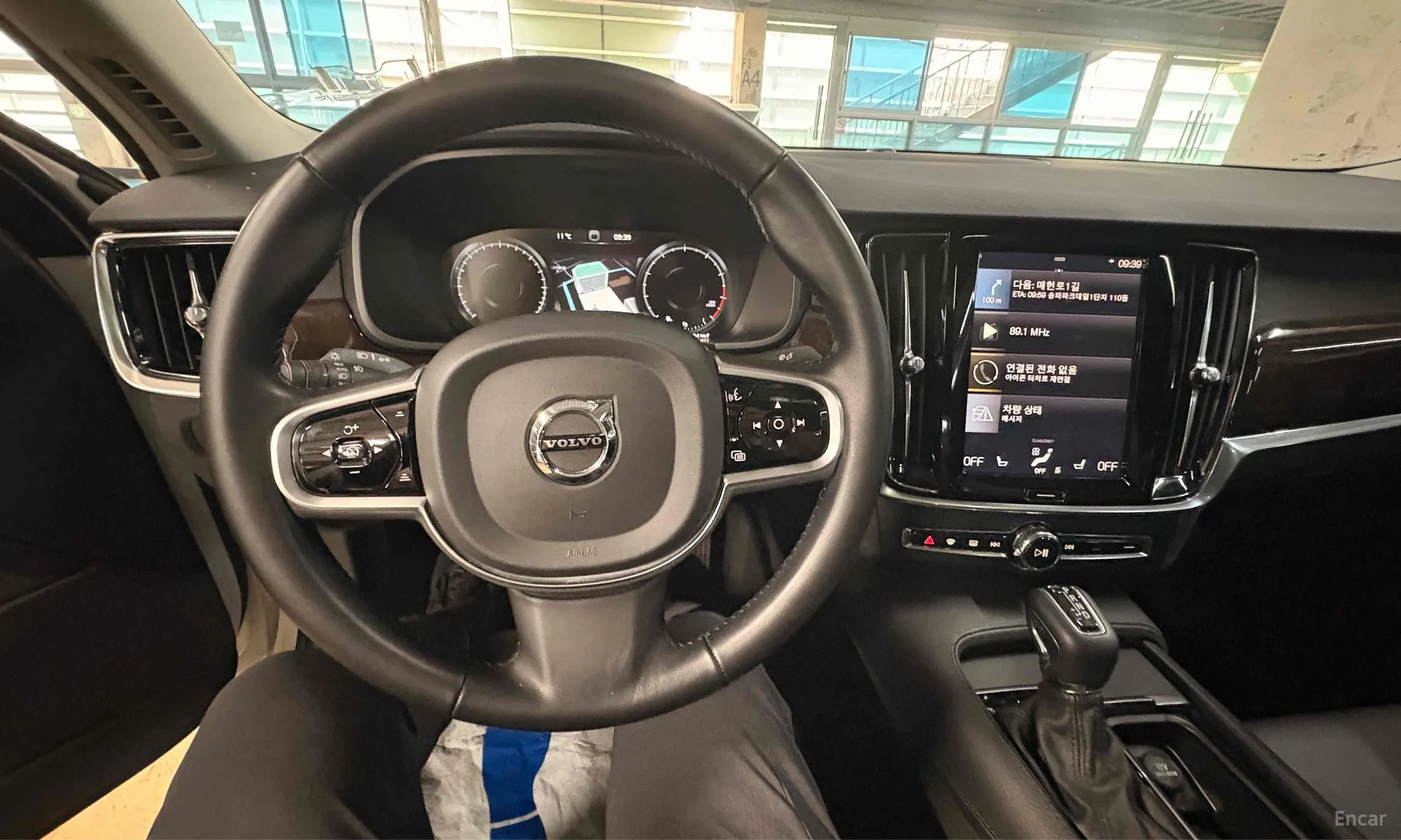 Volvo S90 превью 11
