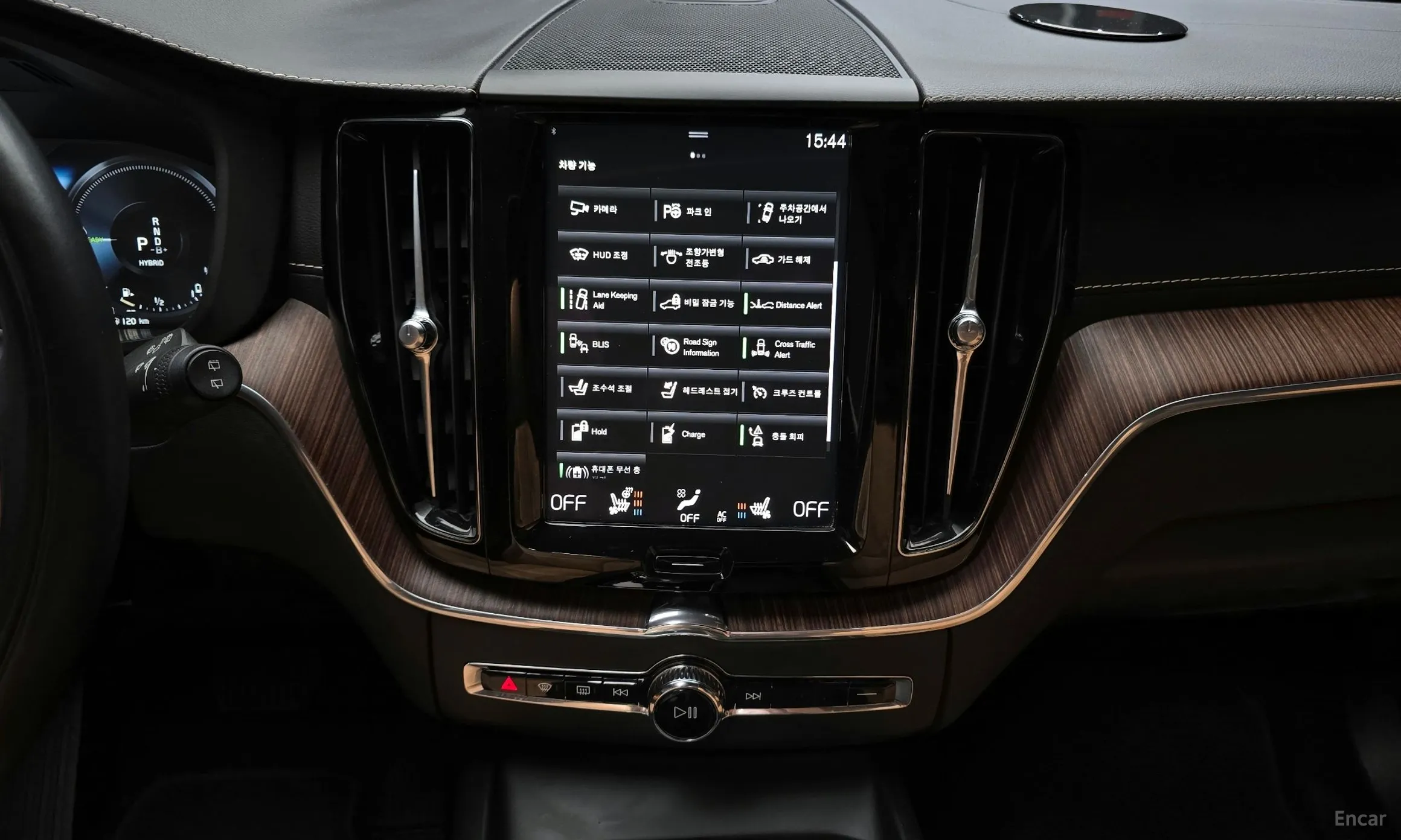 Volvo XC60 Gen 2 превью 14