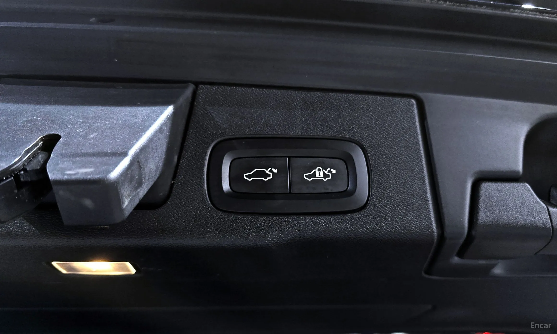 Volvo XC60 Gen 2 превью 20