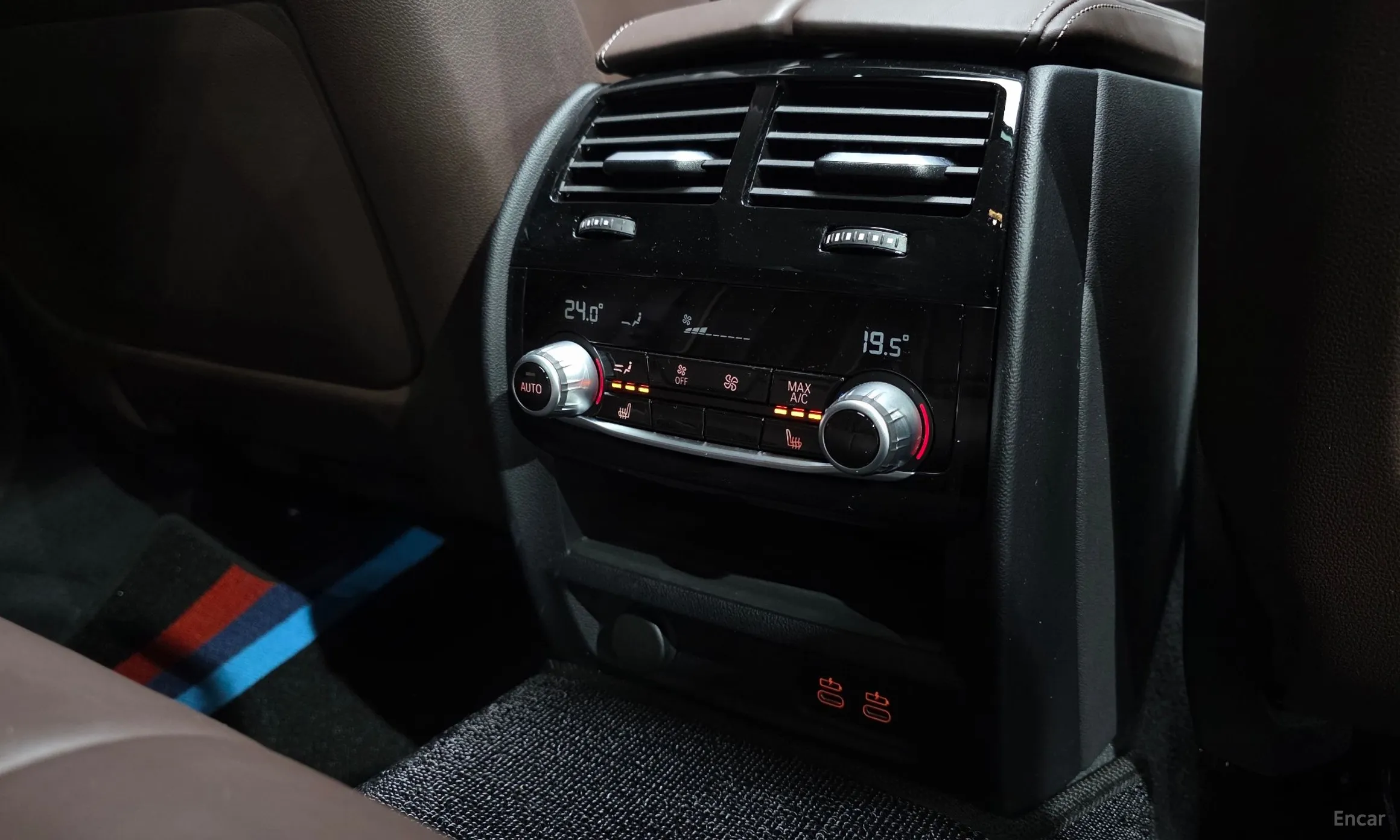 BMW 5 Series (G30) превью 19