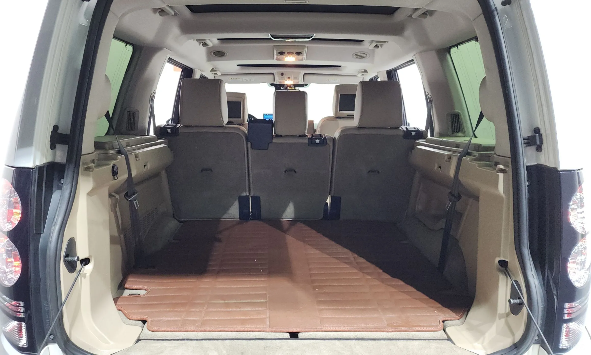 Land Rover Discovery 4 превью 20