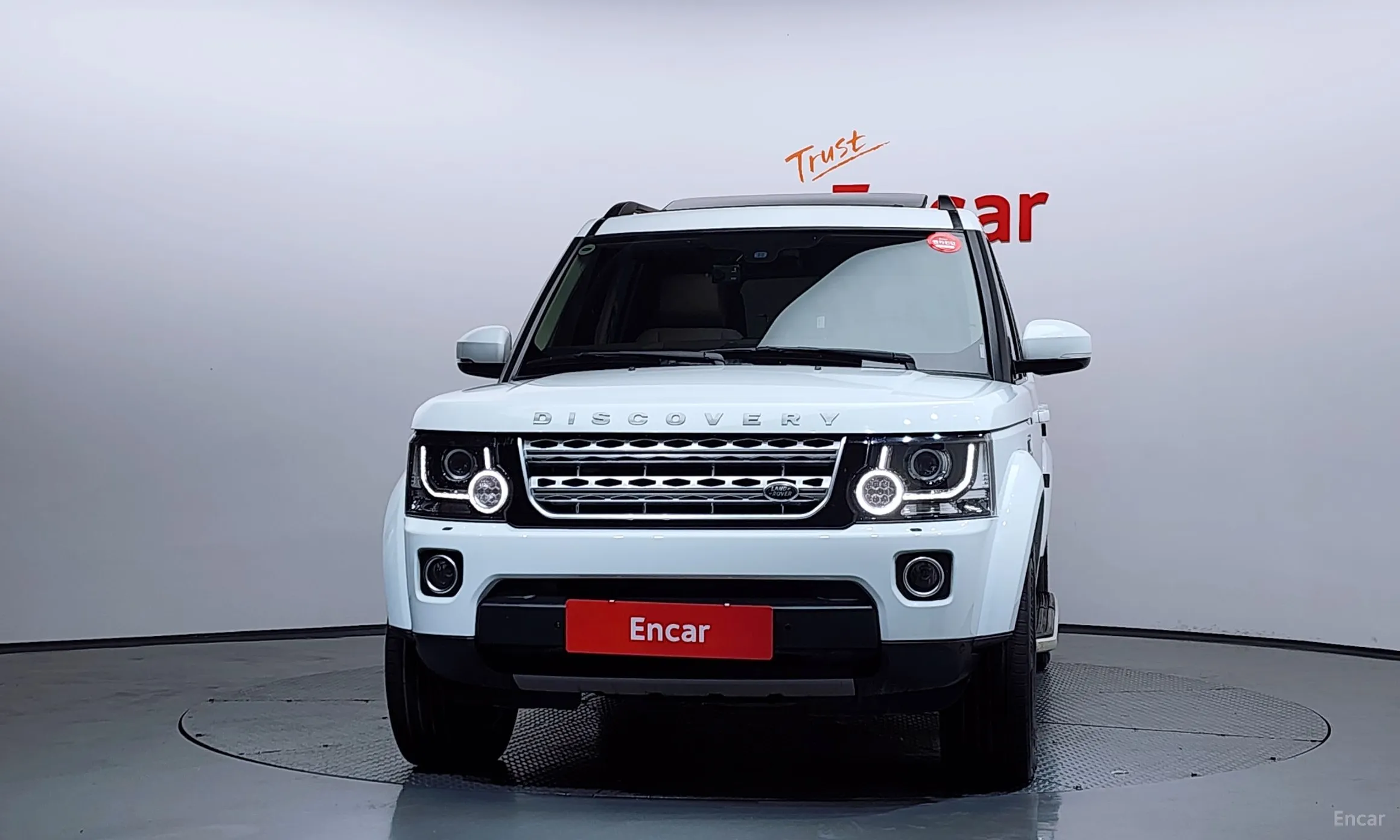 Land Rover Discovery 4 превью 3
