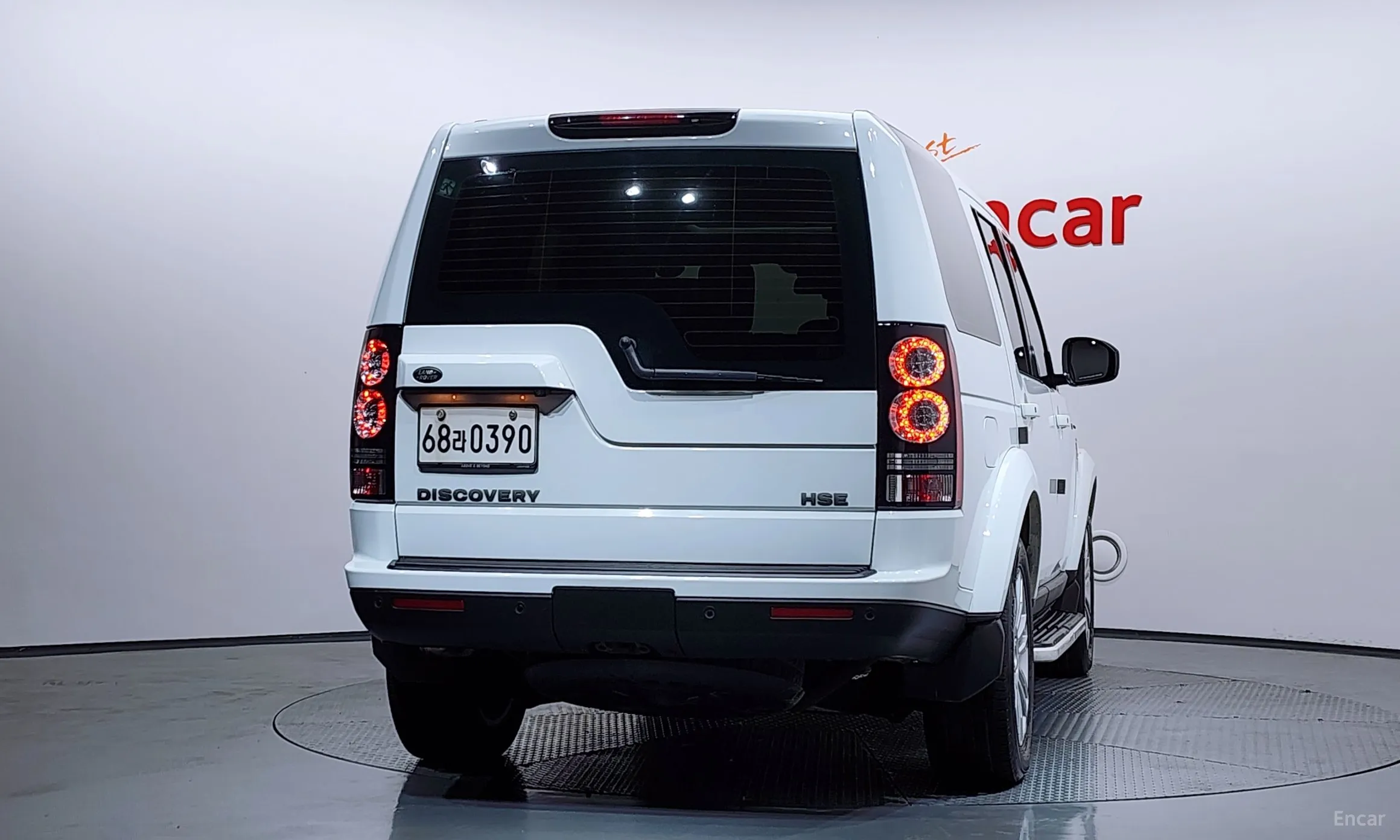 Land Rover Discovery 4 превью 4