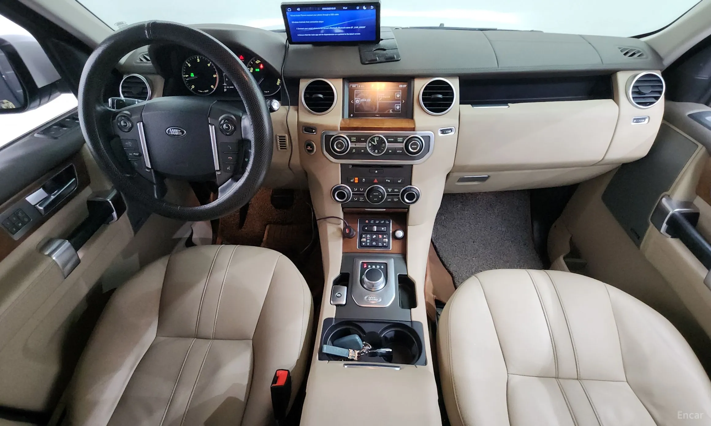 Land Rover Discovery 4 превью 7