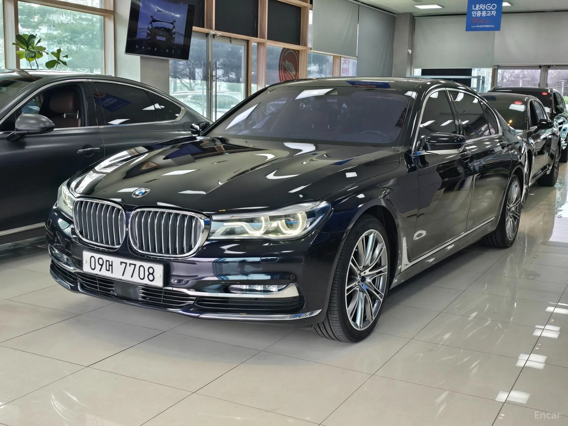 BMW 7 Series (G11)