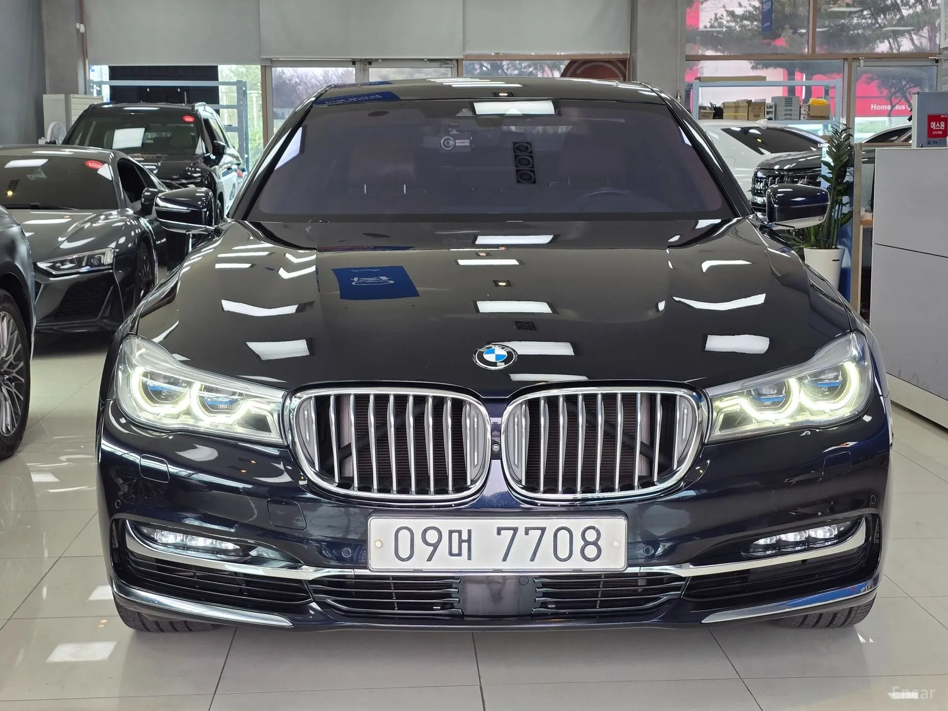 BMW 7 Series (G11)