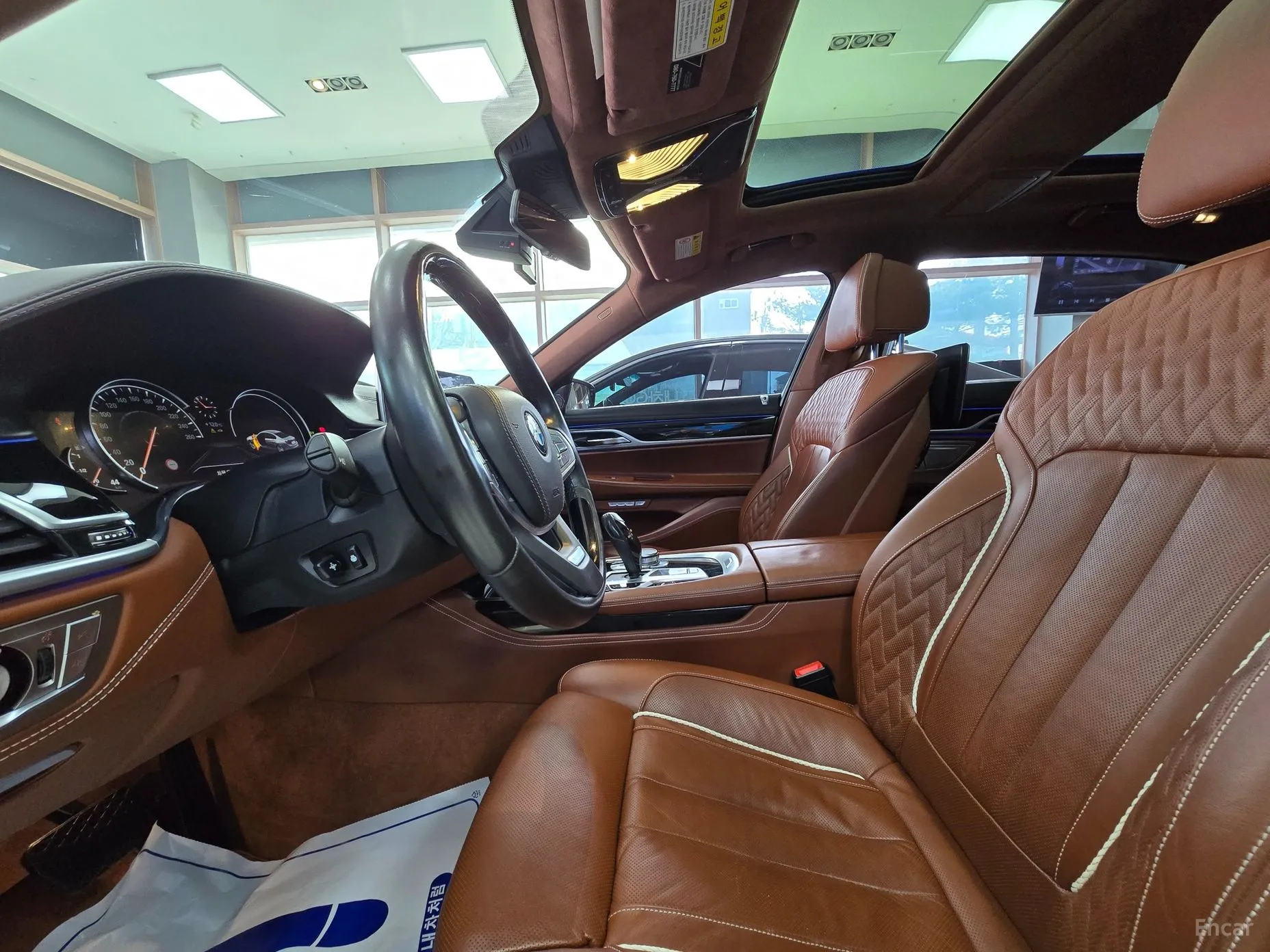 BMW 7 Series (G11) превью 8