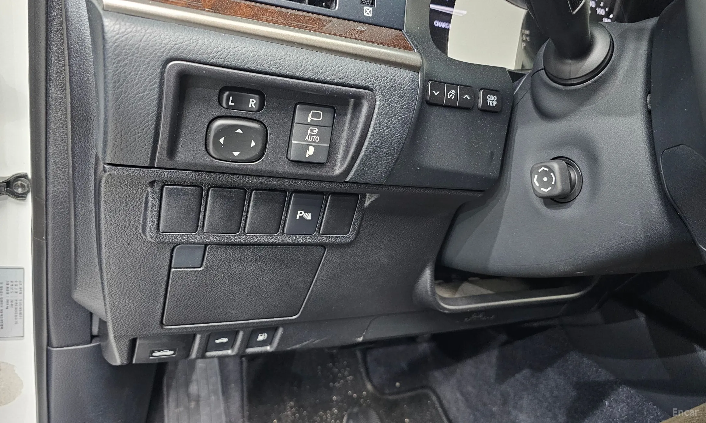 Lexus New ES300h превью 13