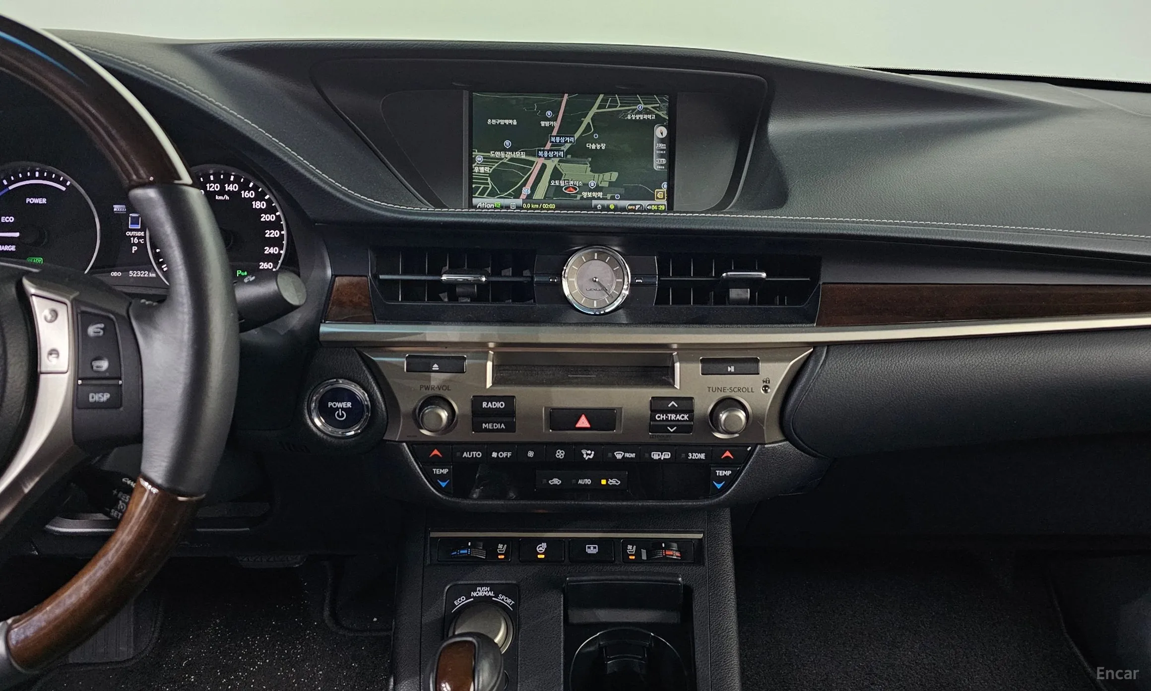 Lexus New ES300h превью 16