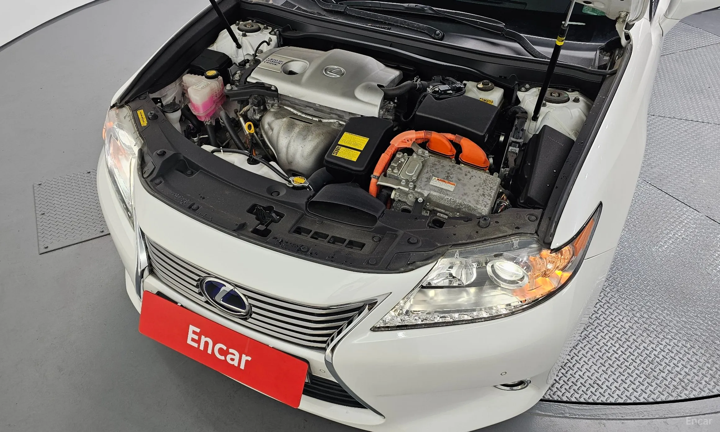 Lexus New ES300h превью 6