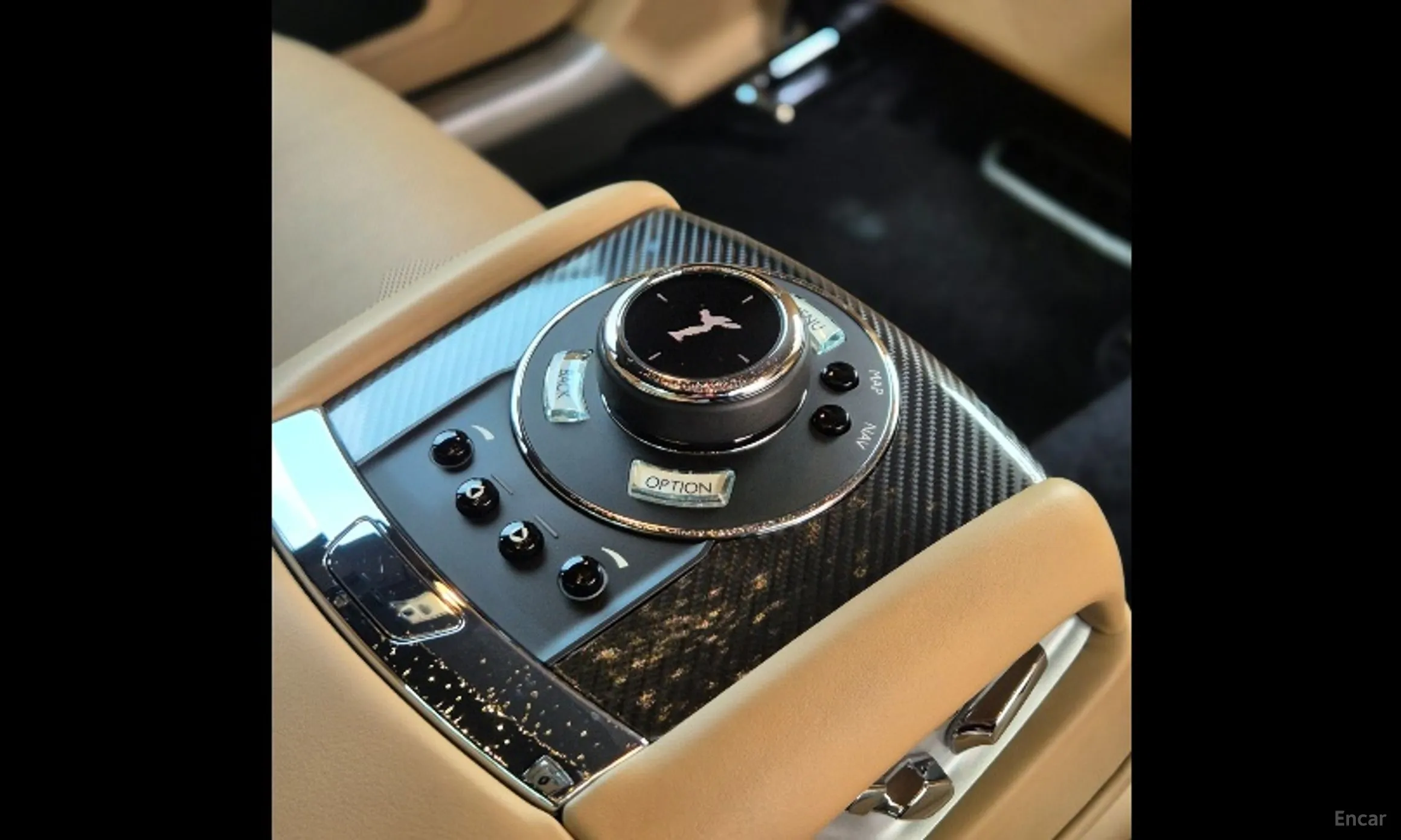 Rolls-Royce Ghost превью 16