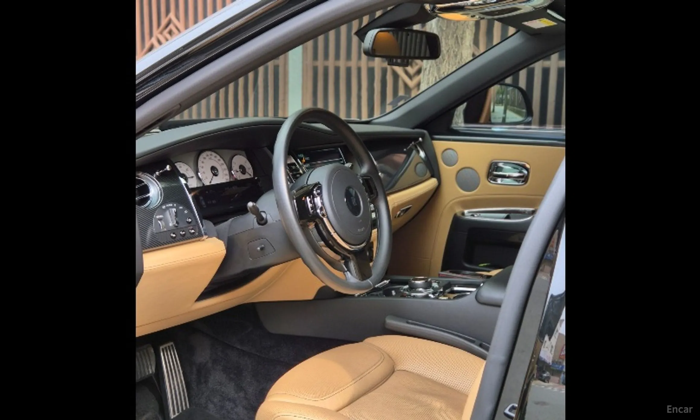 Rolls-Royce Ghost превью 18