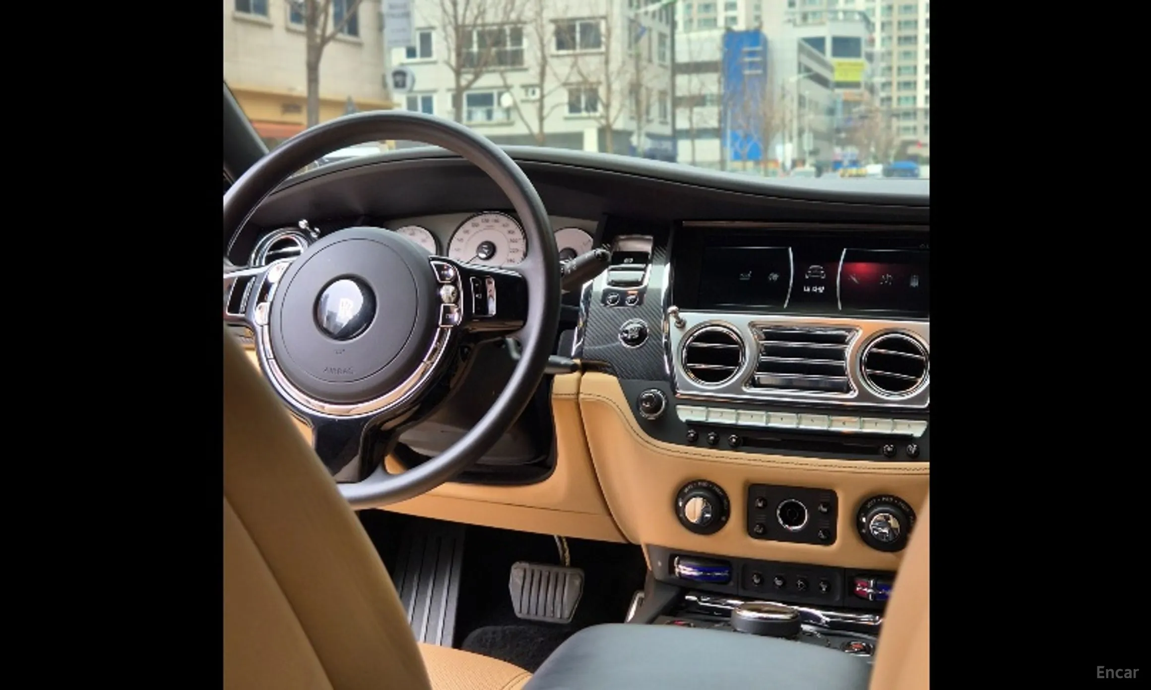 Rolls-Royce Ghost превью 6
