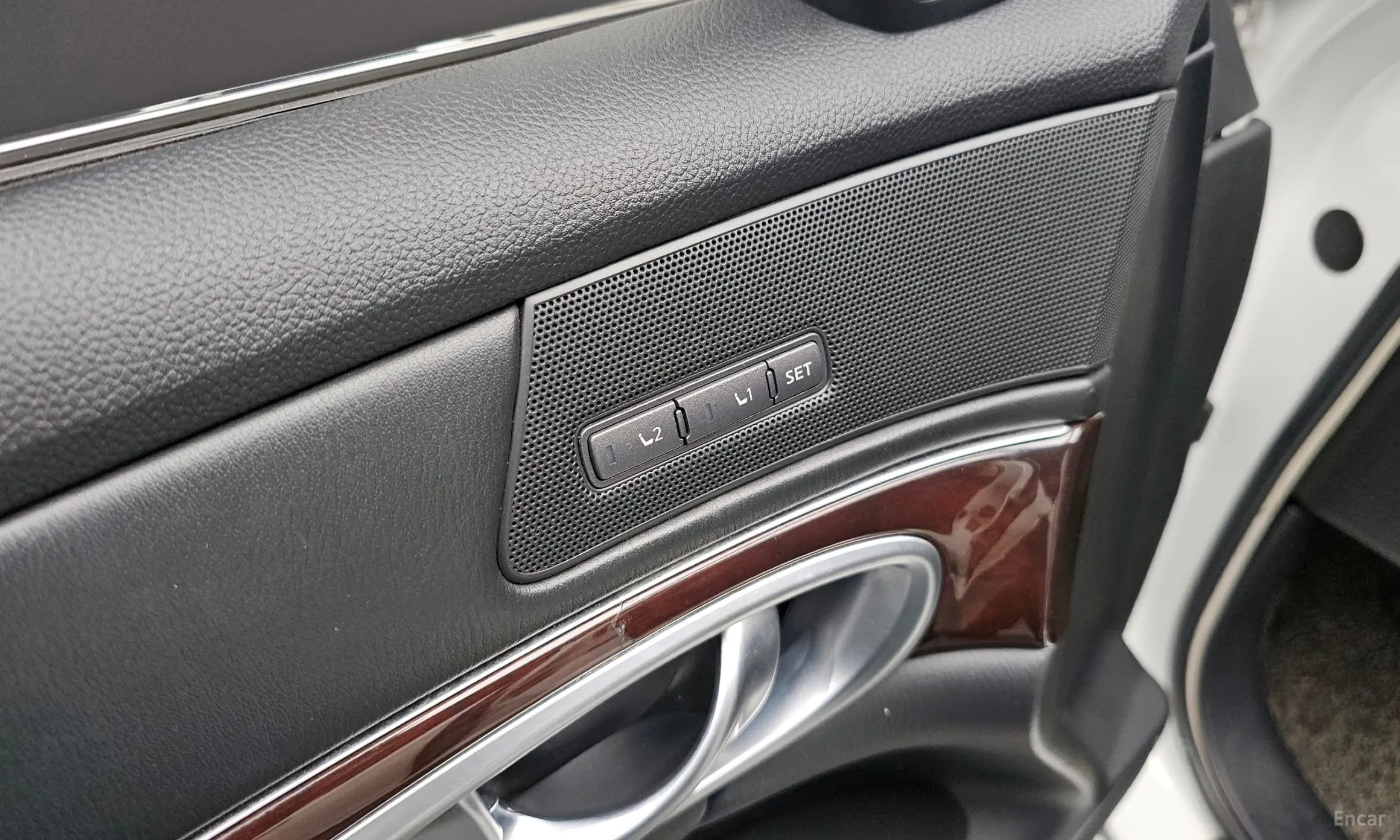 Infiniti M37 превью 17