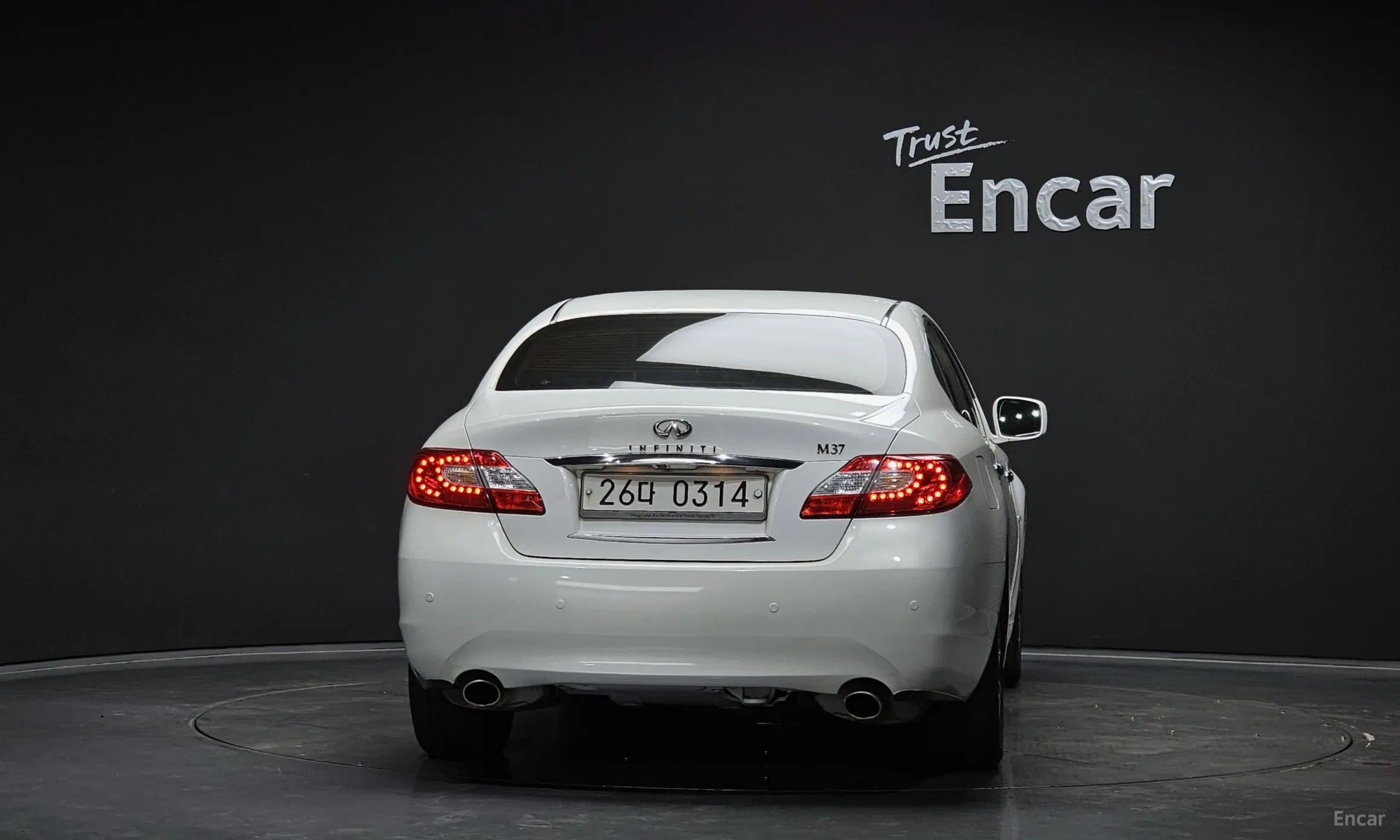 Infiniti M37 превью 4