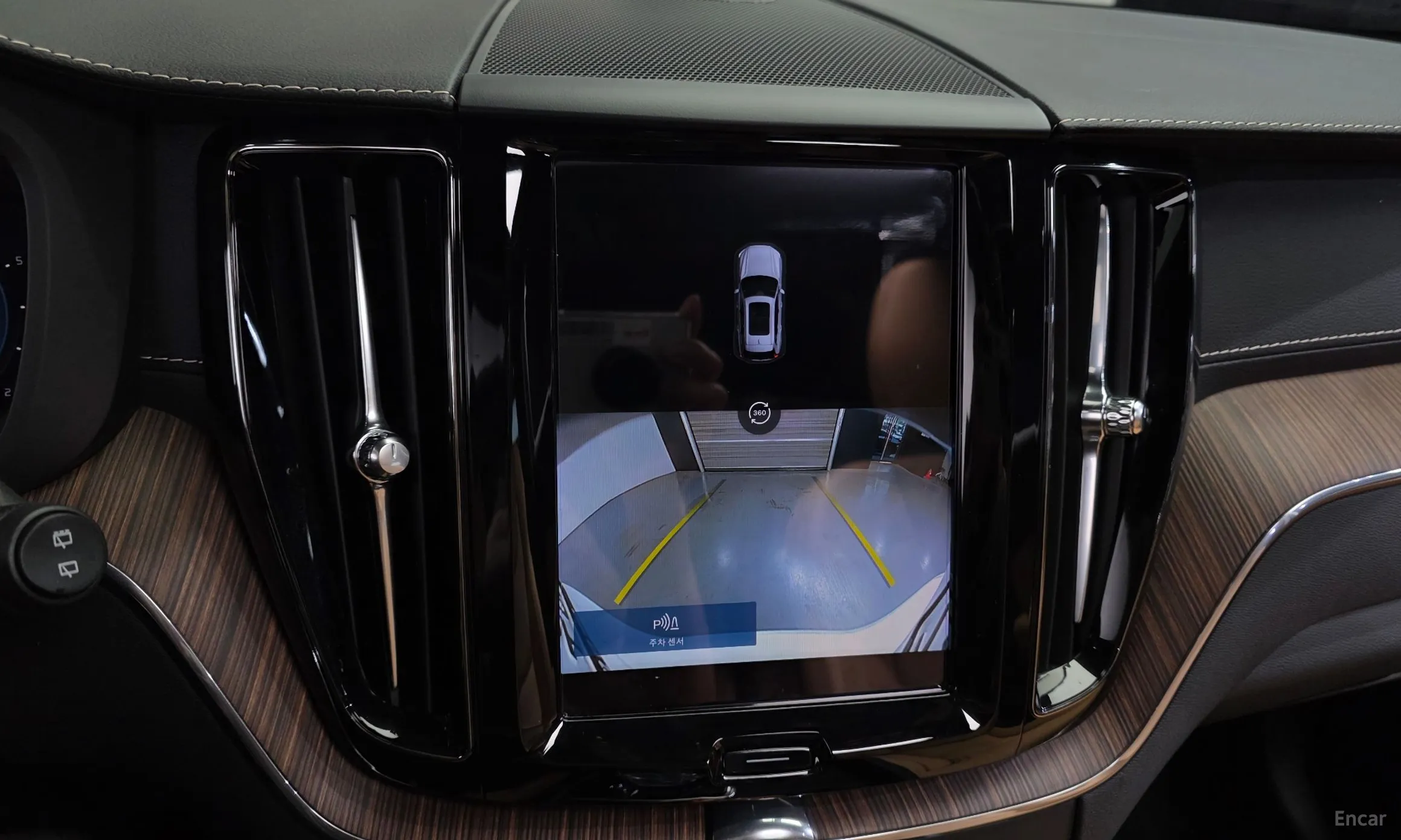 Volvo XC60 Gen 2 превью 16