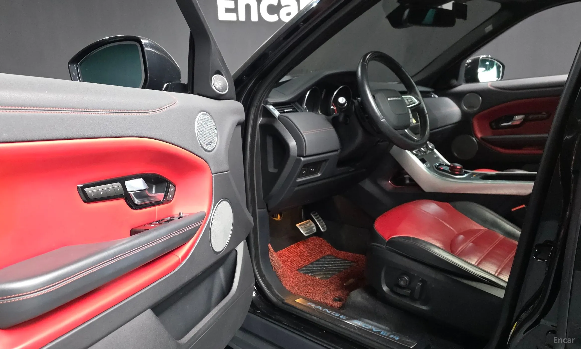 Land Rover Range Rover Evoque превью 10