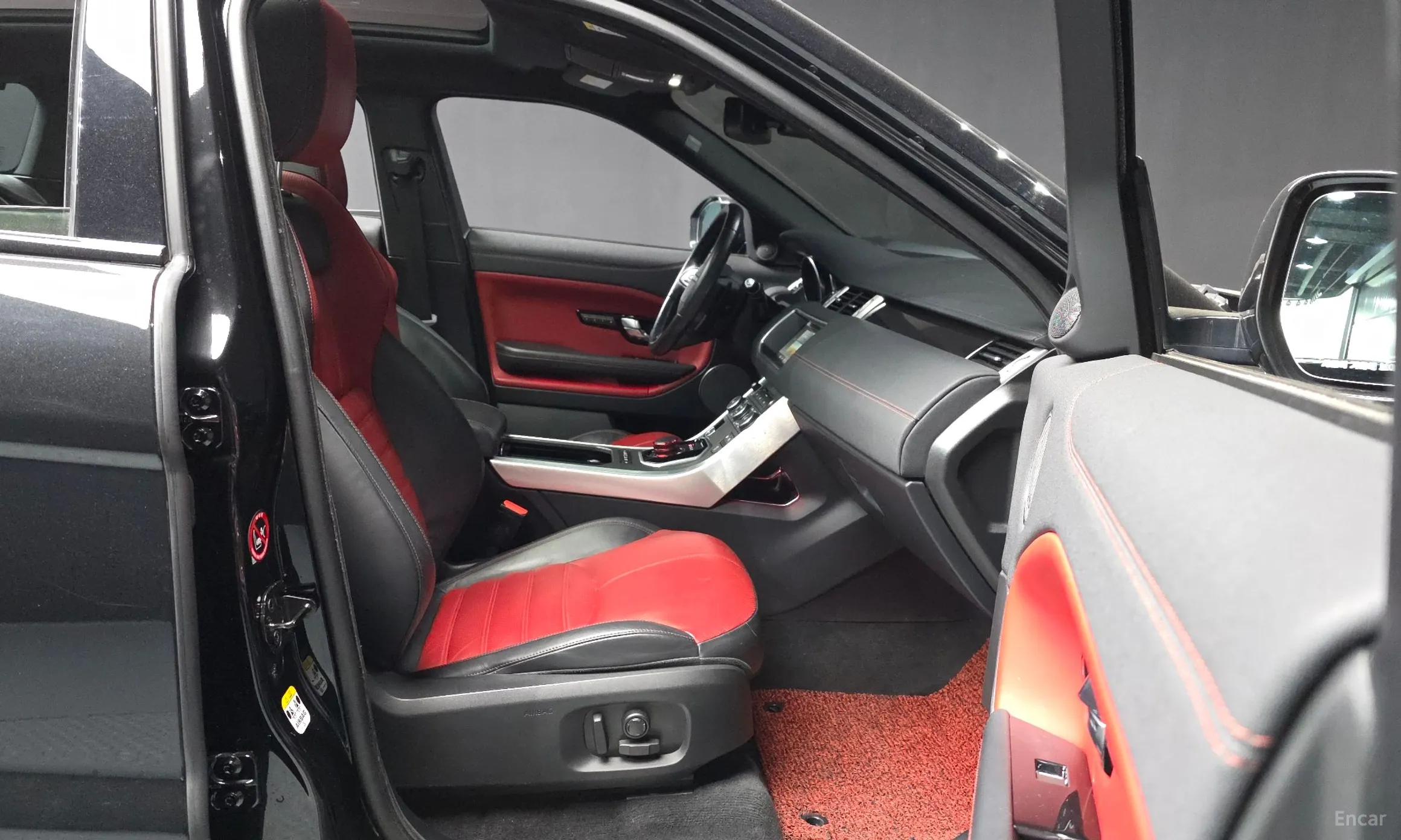 Land Rover Range Rover Evoque превью 11