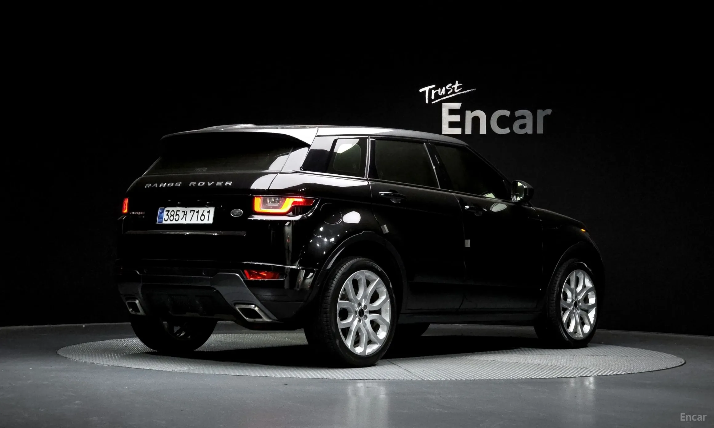 Land Rover Range Rover Evoque превью 2
