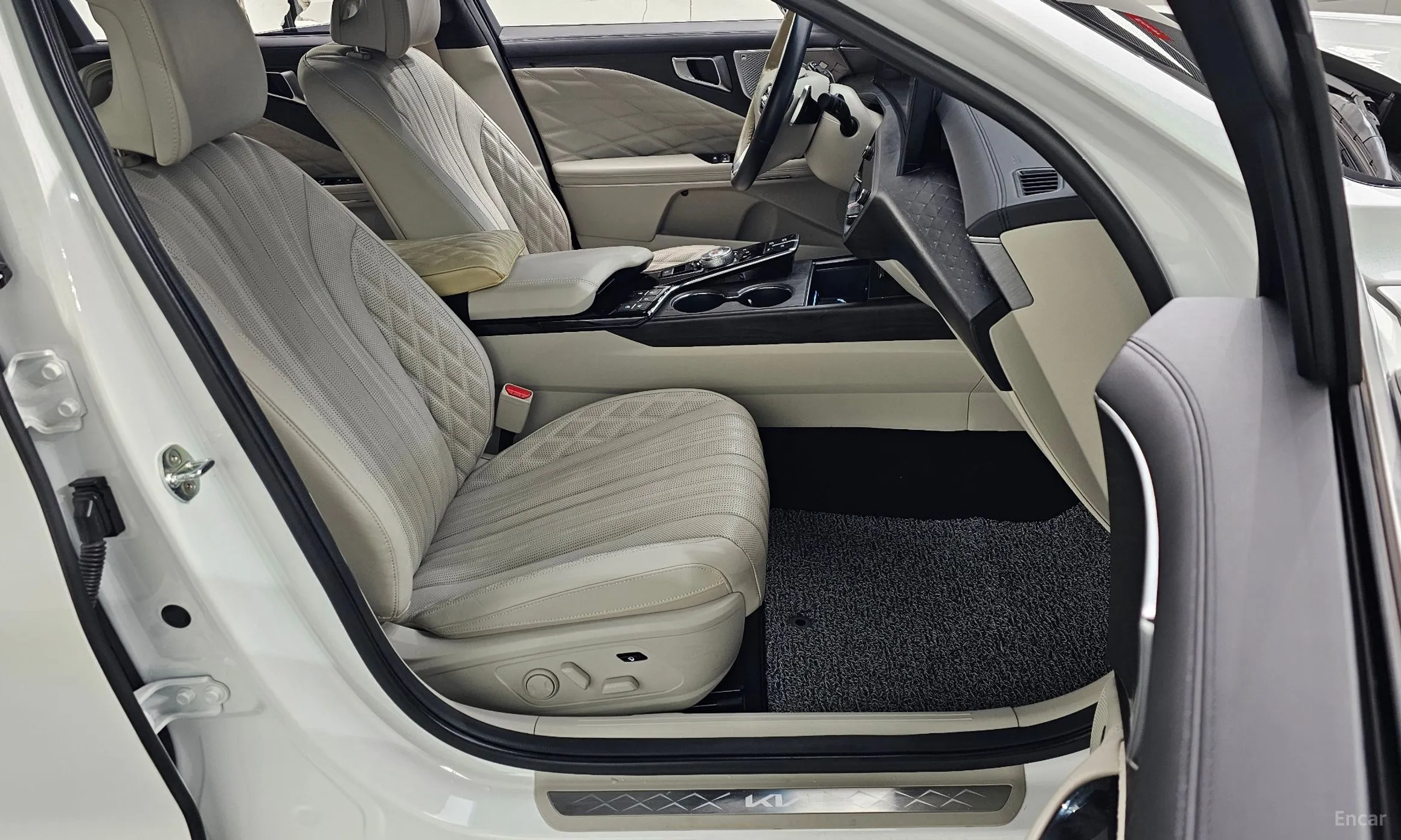 Kia K8 превью 10