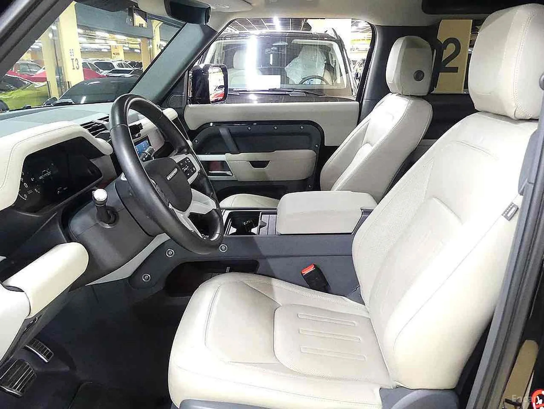 Land Rover Defender (L663) превью 4