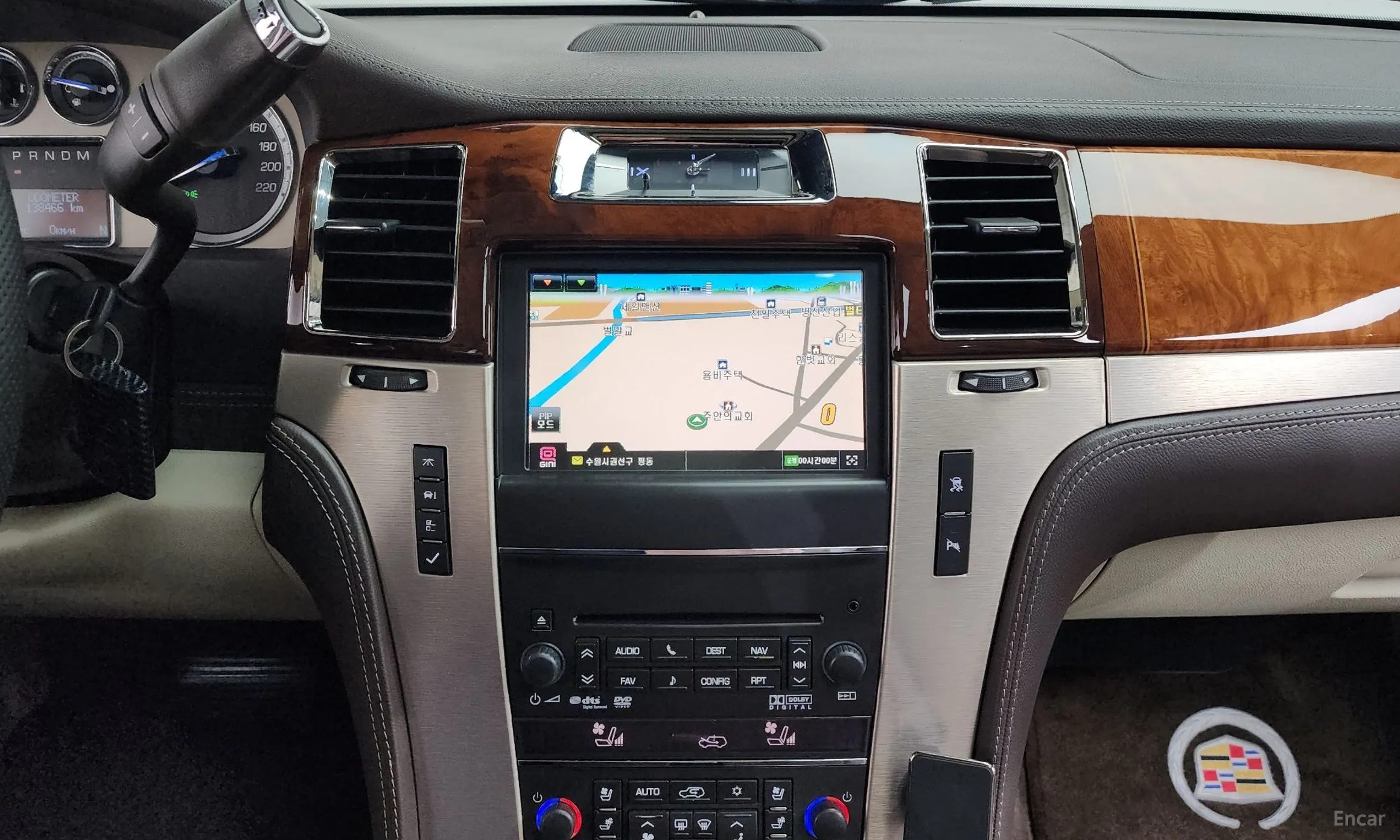 Cadillac Escalade превью 15