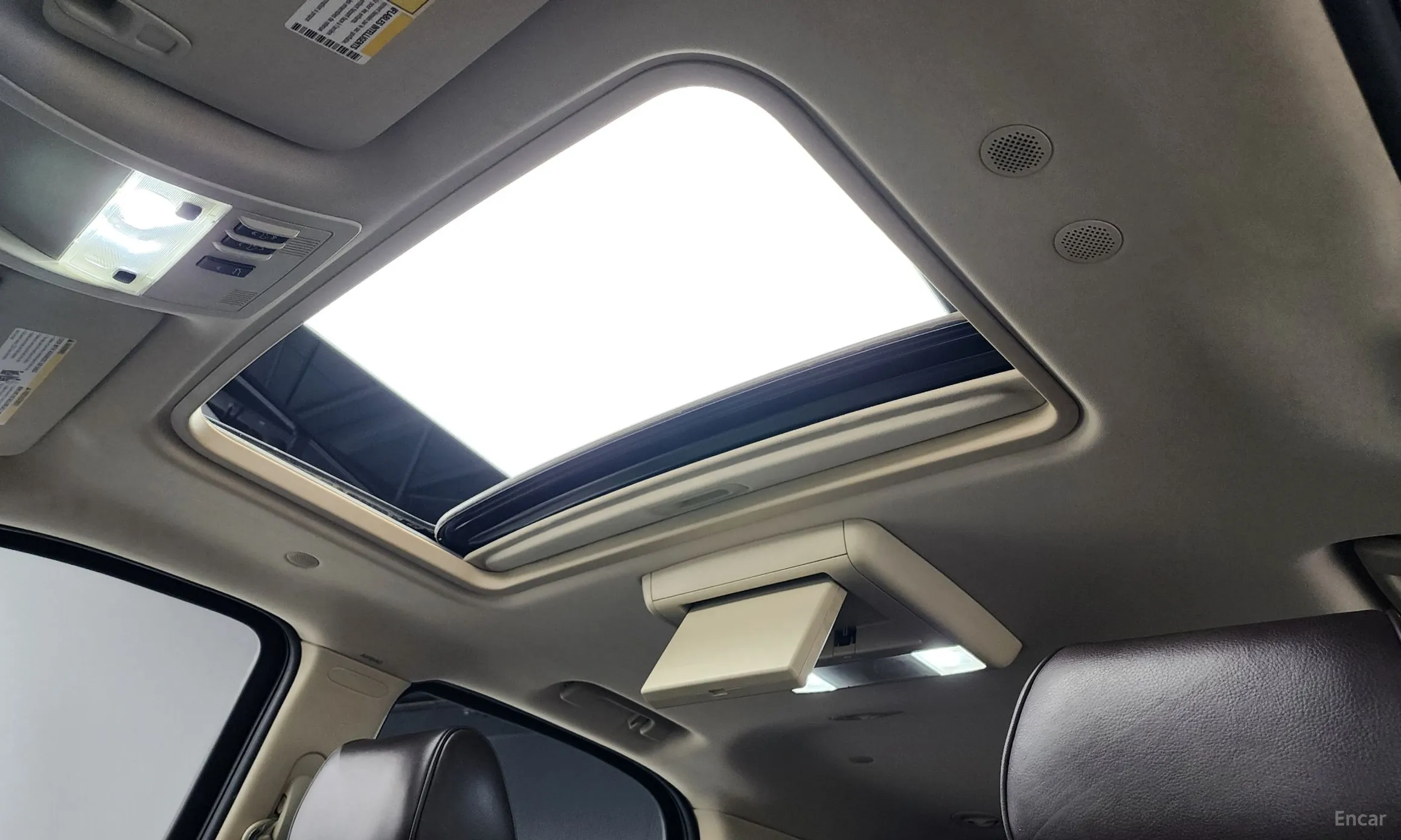 Cadillac Escalade превью 19