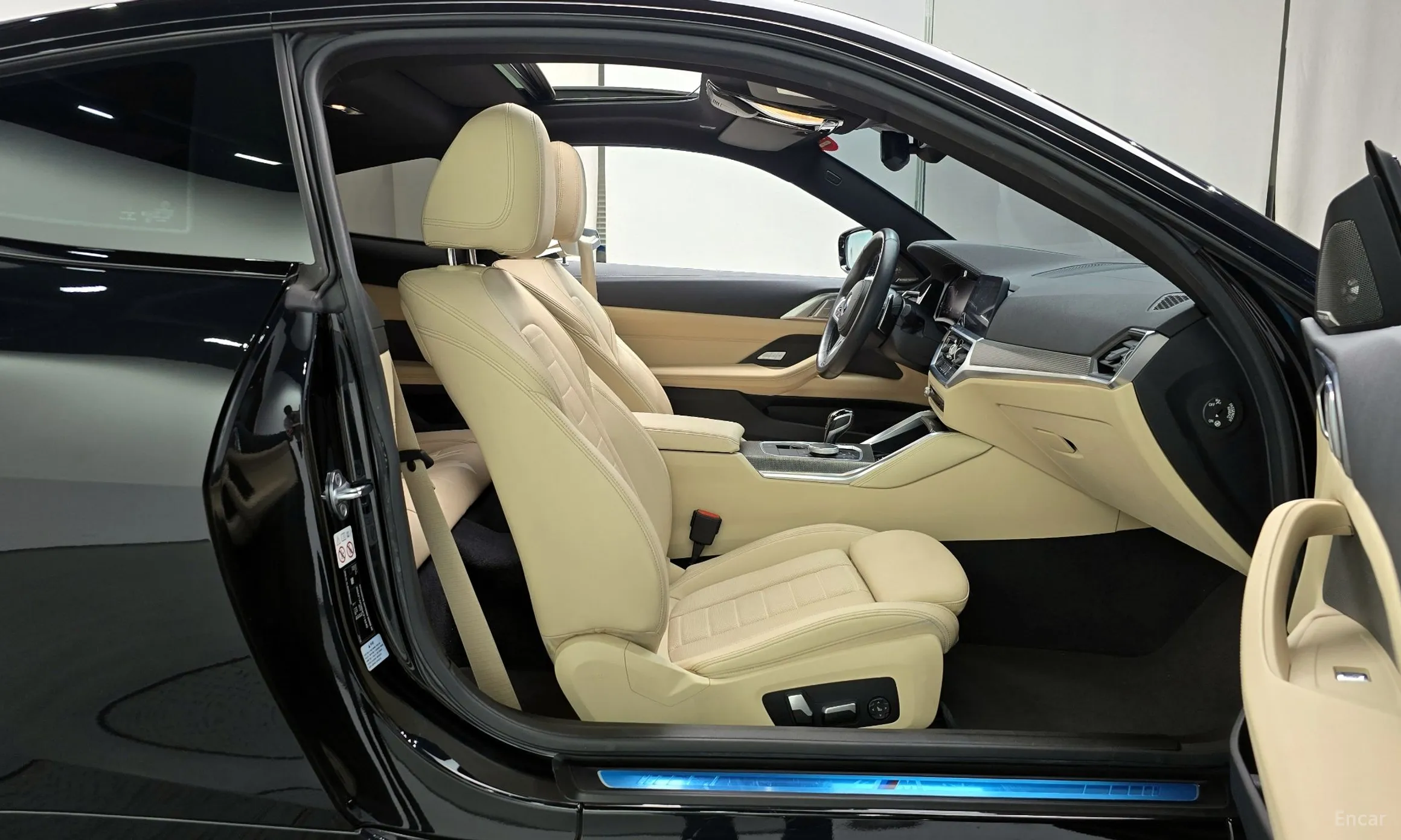 BMW Series 4 (G22) превью 10