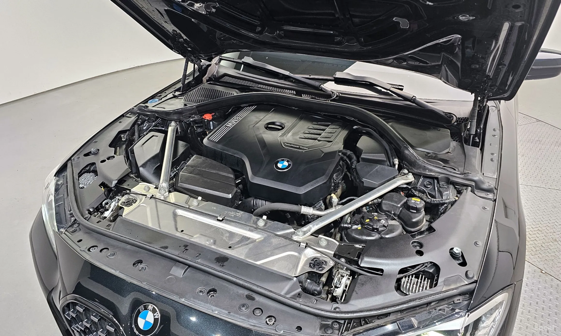 BMW Series 4 (G22) превью 6