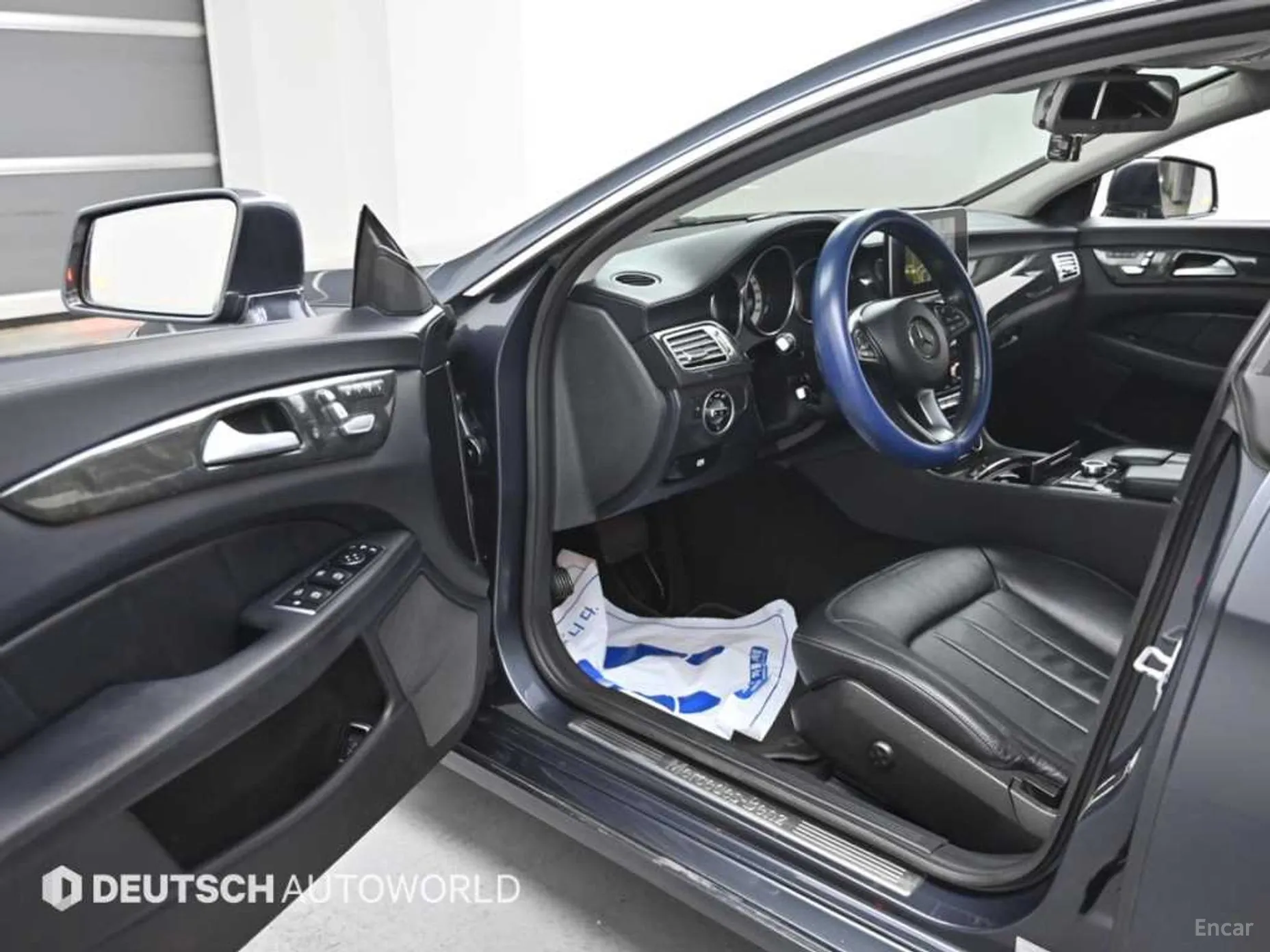 Mercedes Benz CLS-Class W218 превью 11