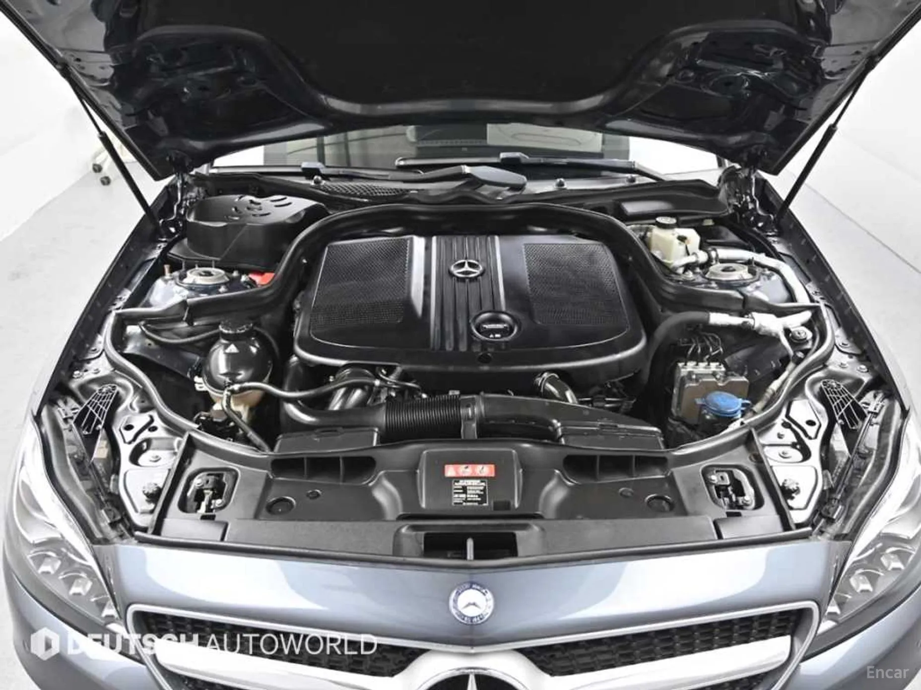 Mercedes Benz CLS-Class W218 превью 6