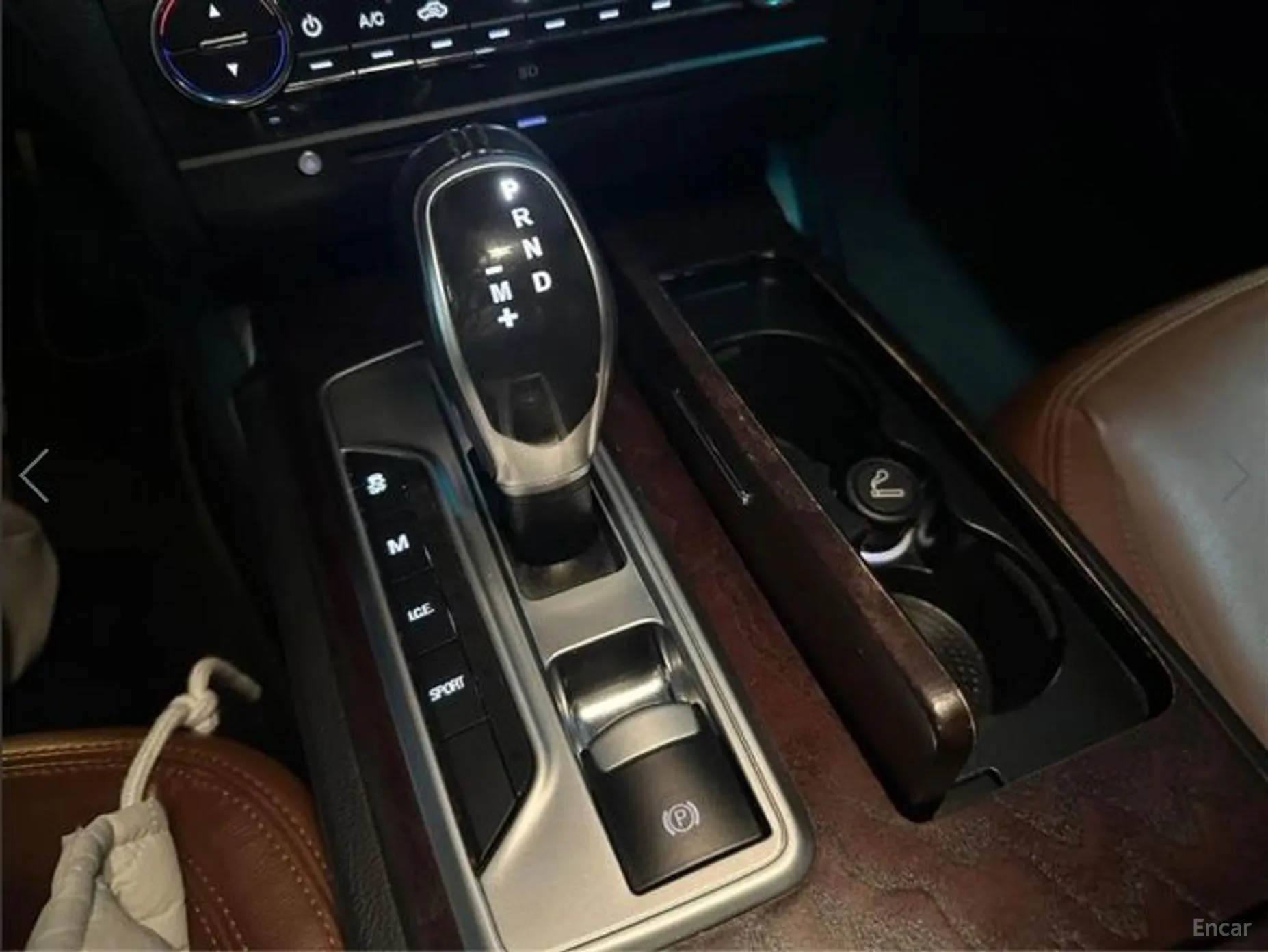 Maserati Ghibli превью 11