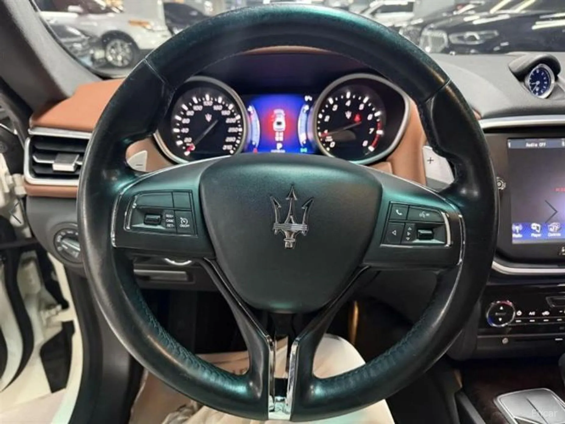 Maserati Ghibli превью 8