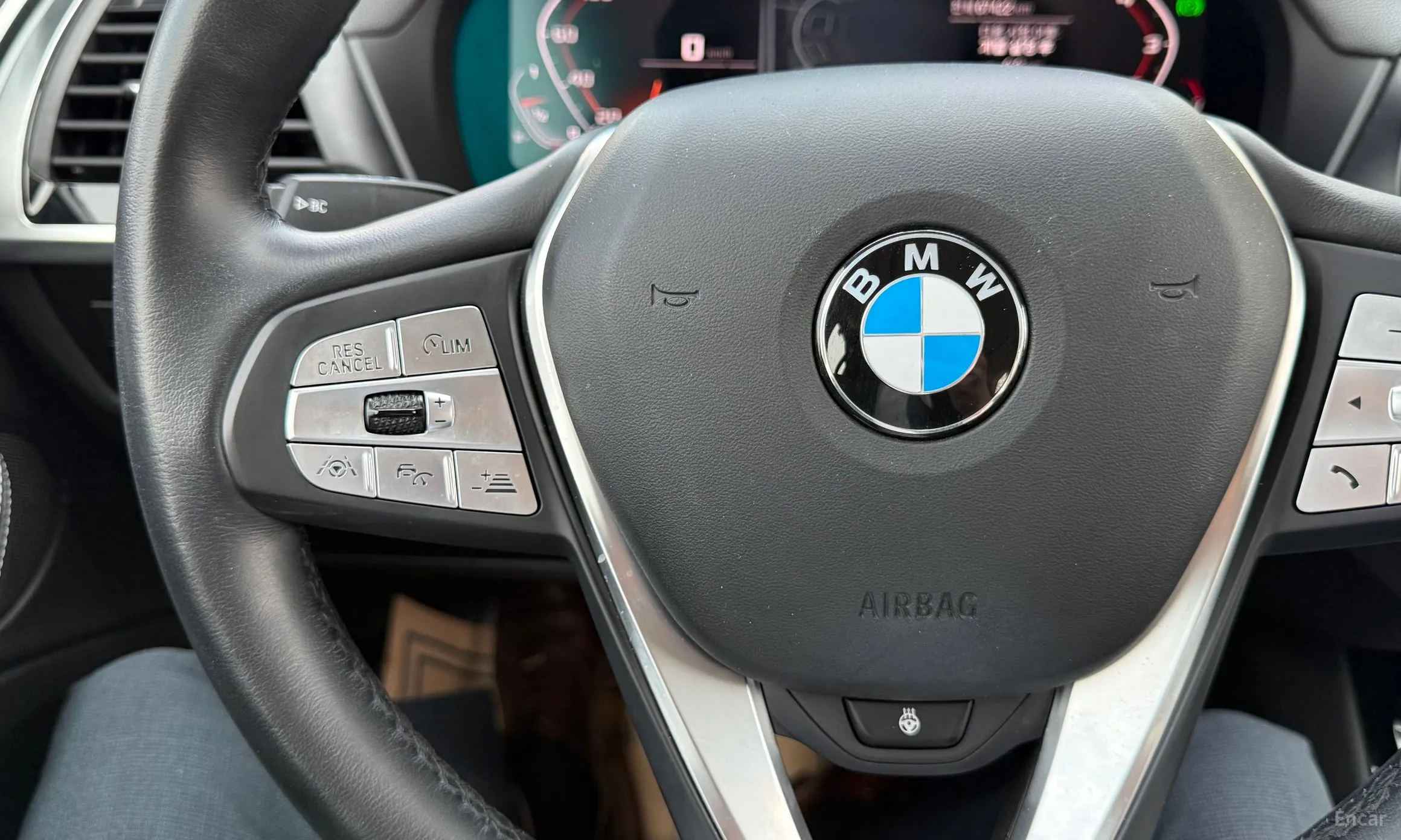 BMW X3 (G01) превью 14