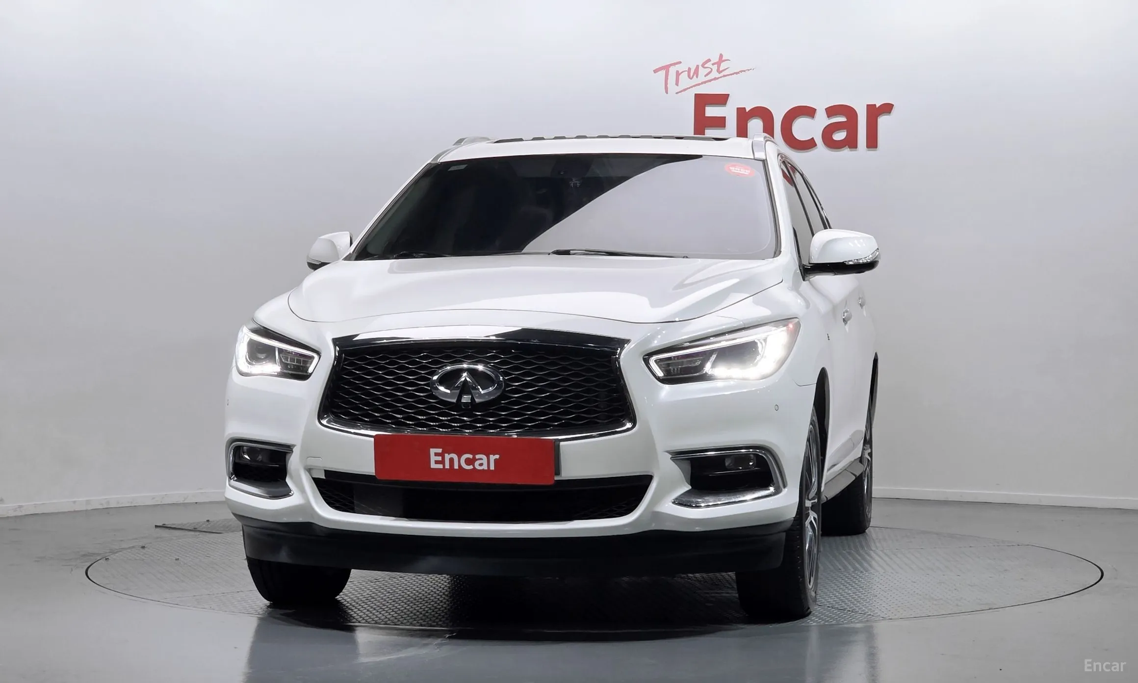 Infiniti QX60 превью 3