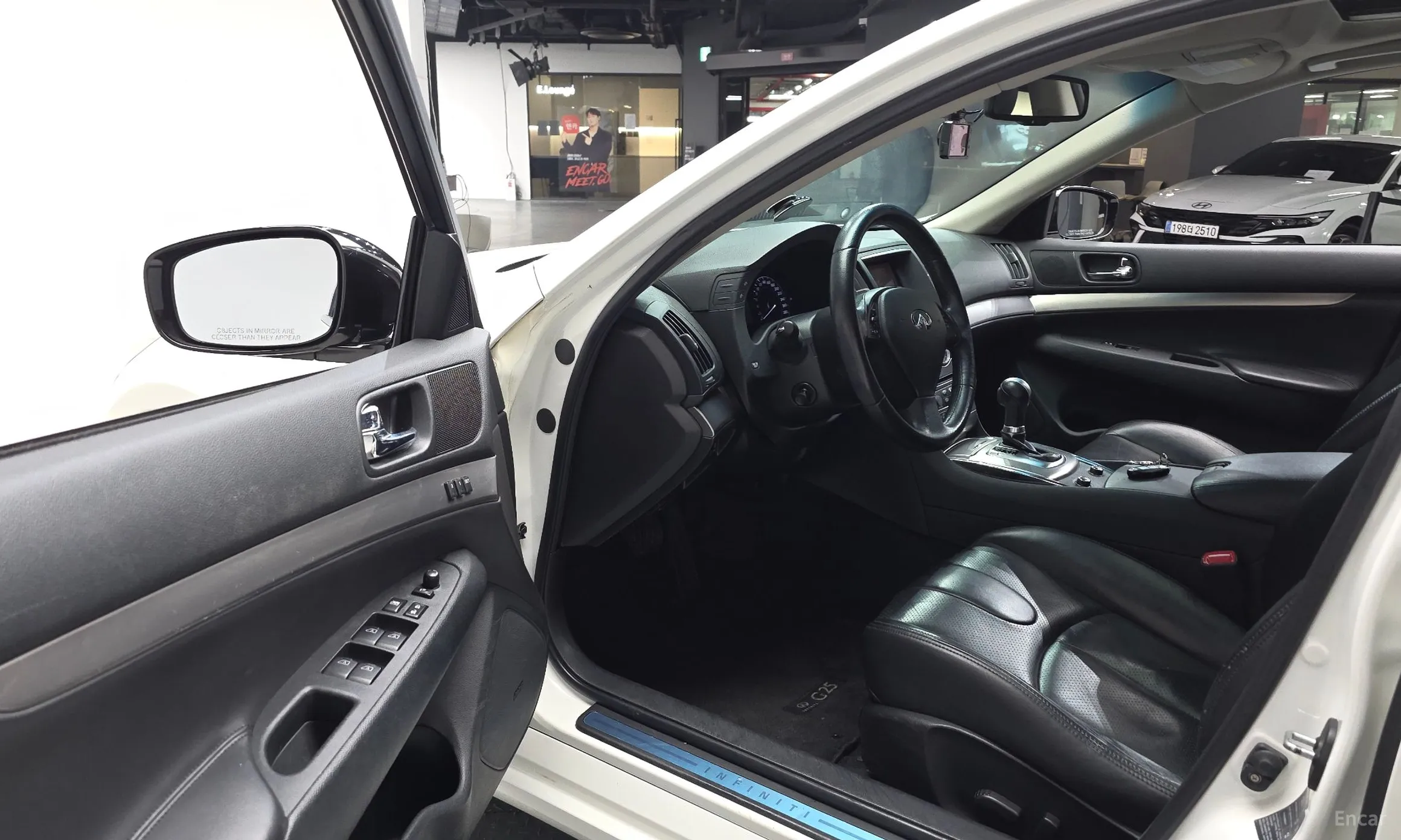 Infiniti G25 превью 11