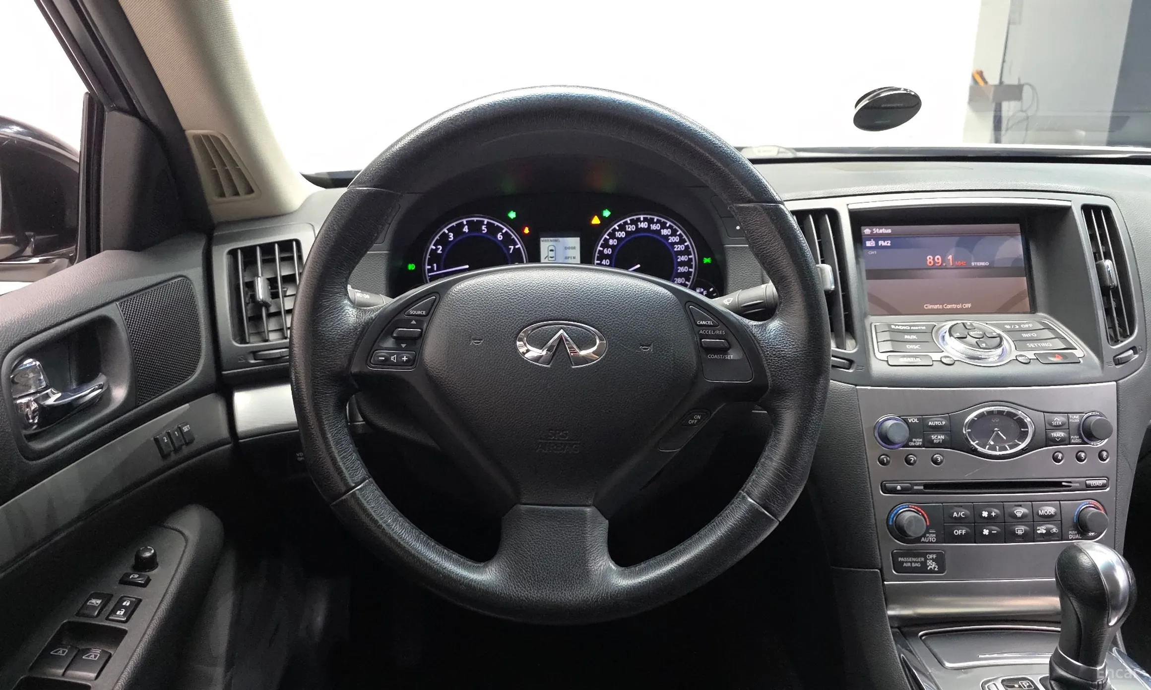 Infiniti G25 превью 13