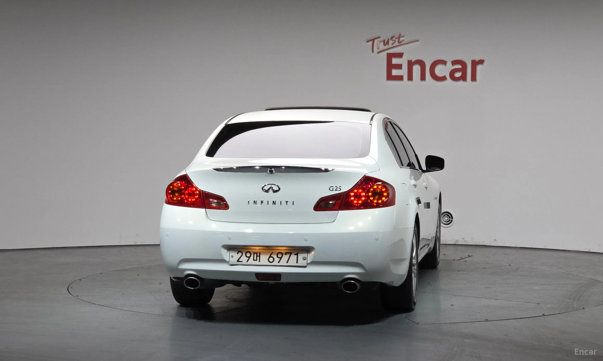 Infiniti G25 превью 4