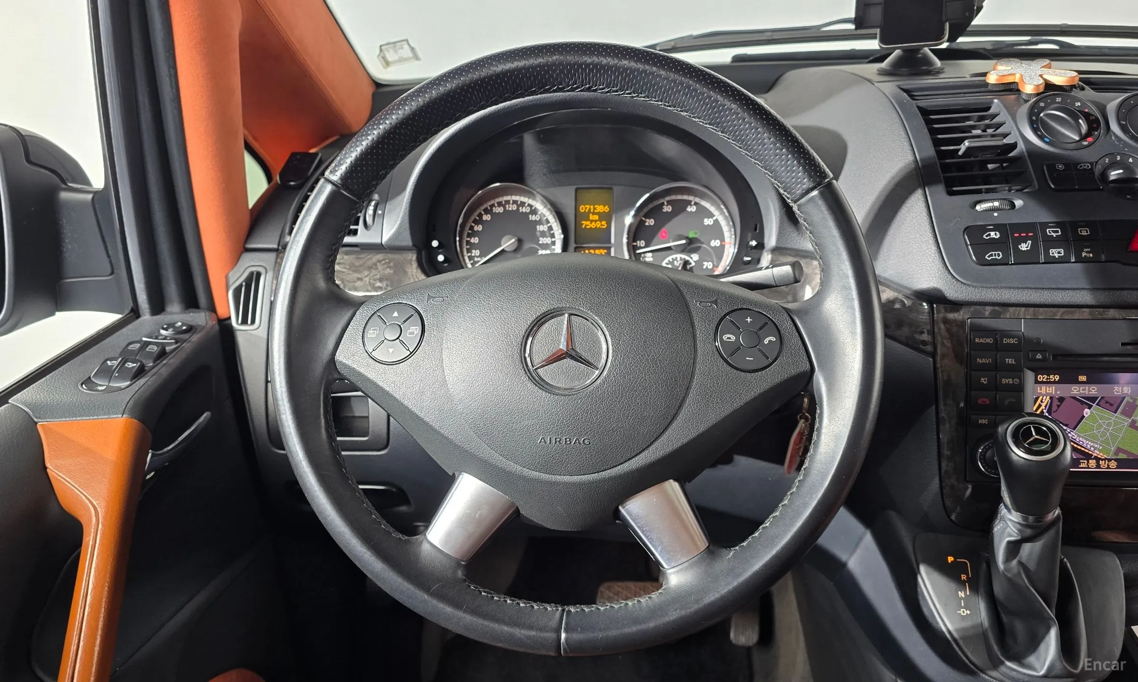Mercedes Benz V-Class превью 13