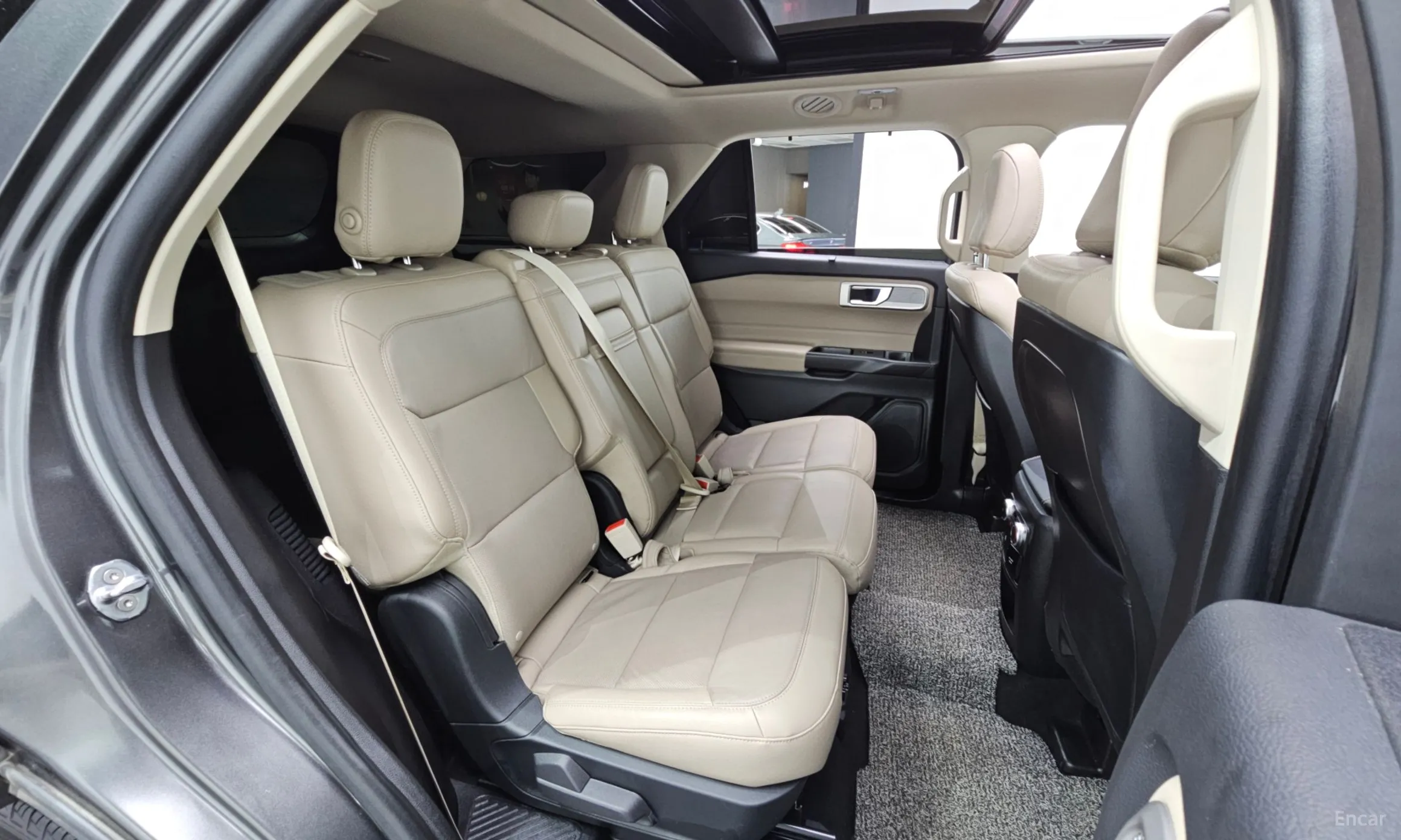 Ford Explorer 6th Generation превью 12