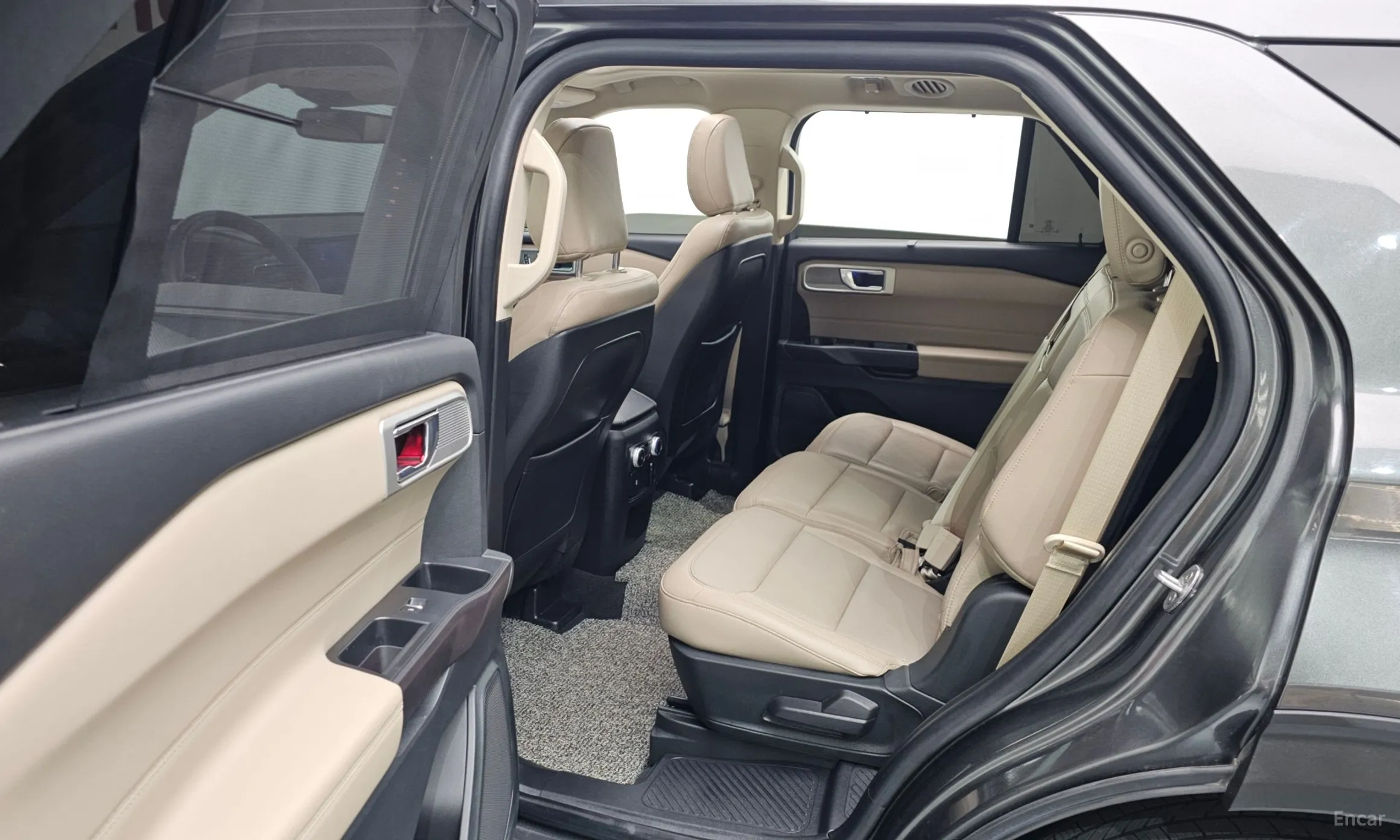 Ford Explorer 6th Generation превью 13