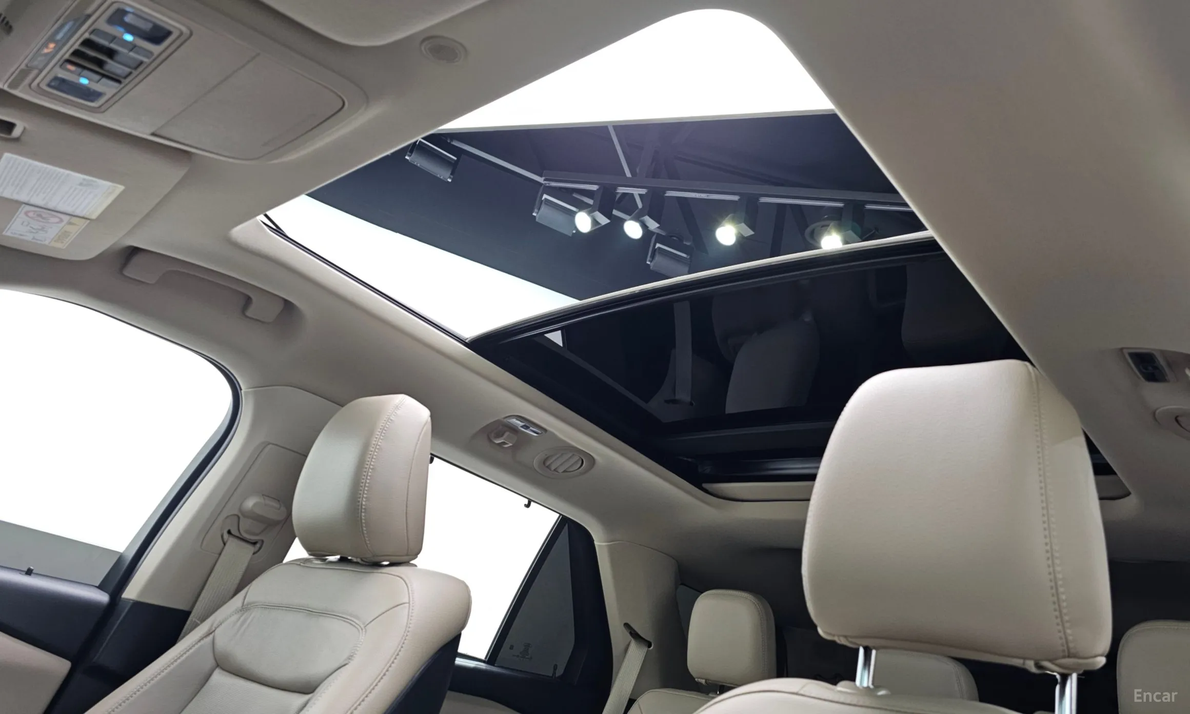 Ford Explorer 6th Generation превью 19