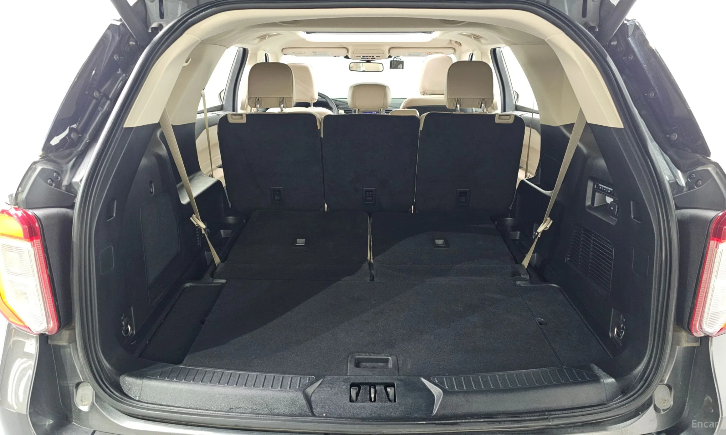 Ford Explorer 6th Generation превью 20