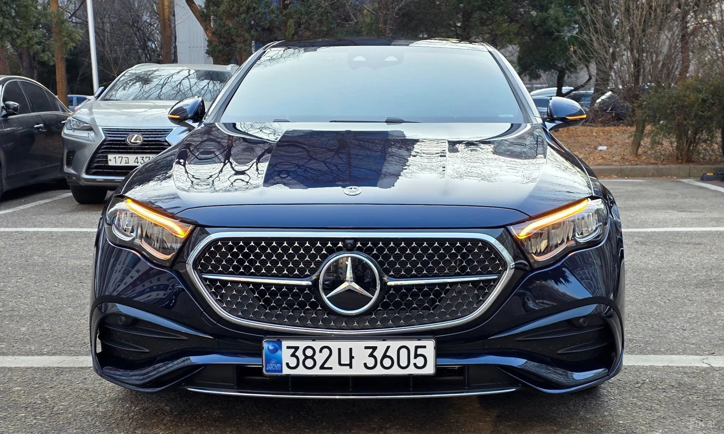 E-Class W214