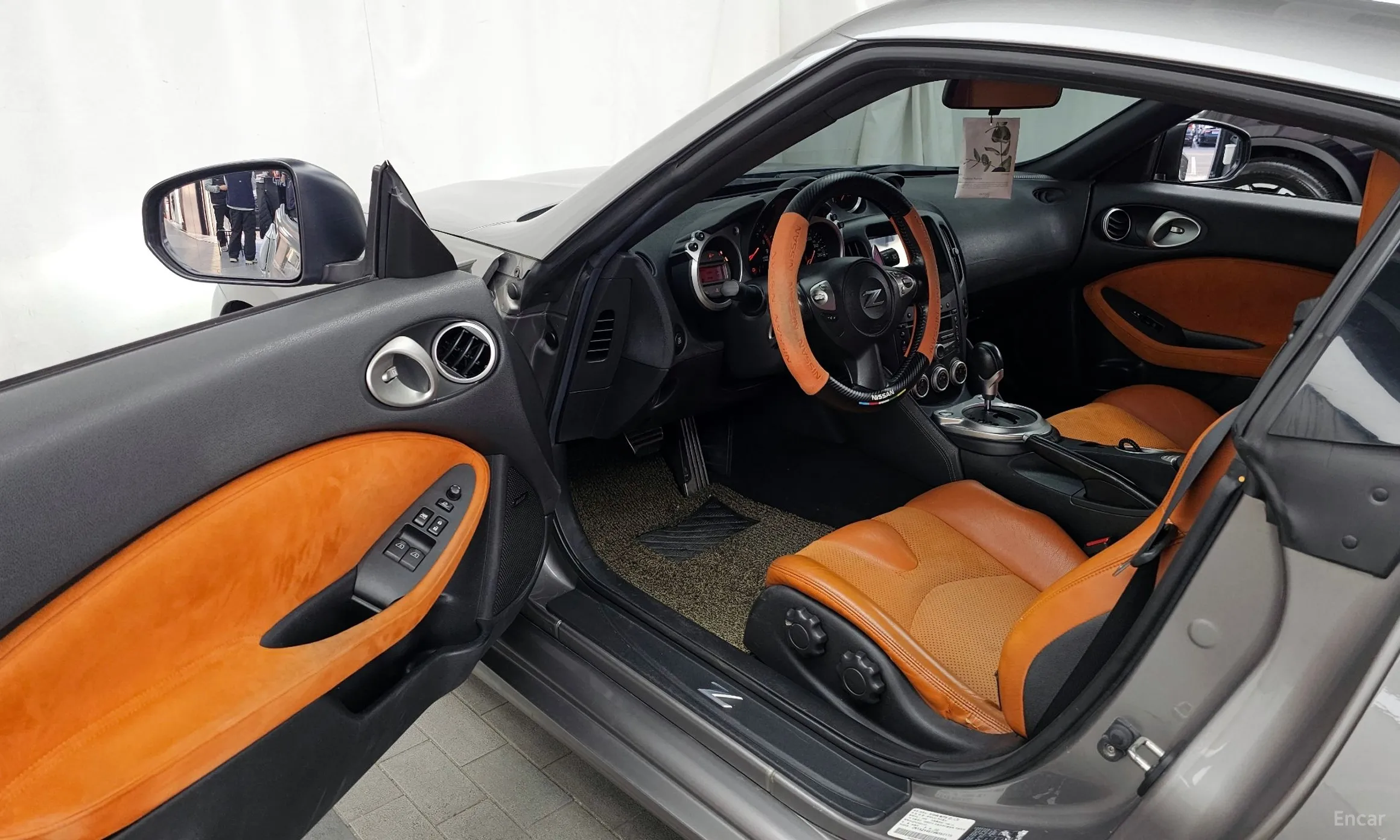 Nissan 370Z превью 10