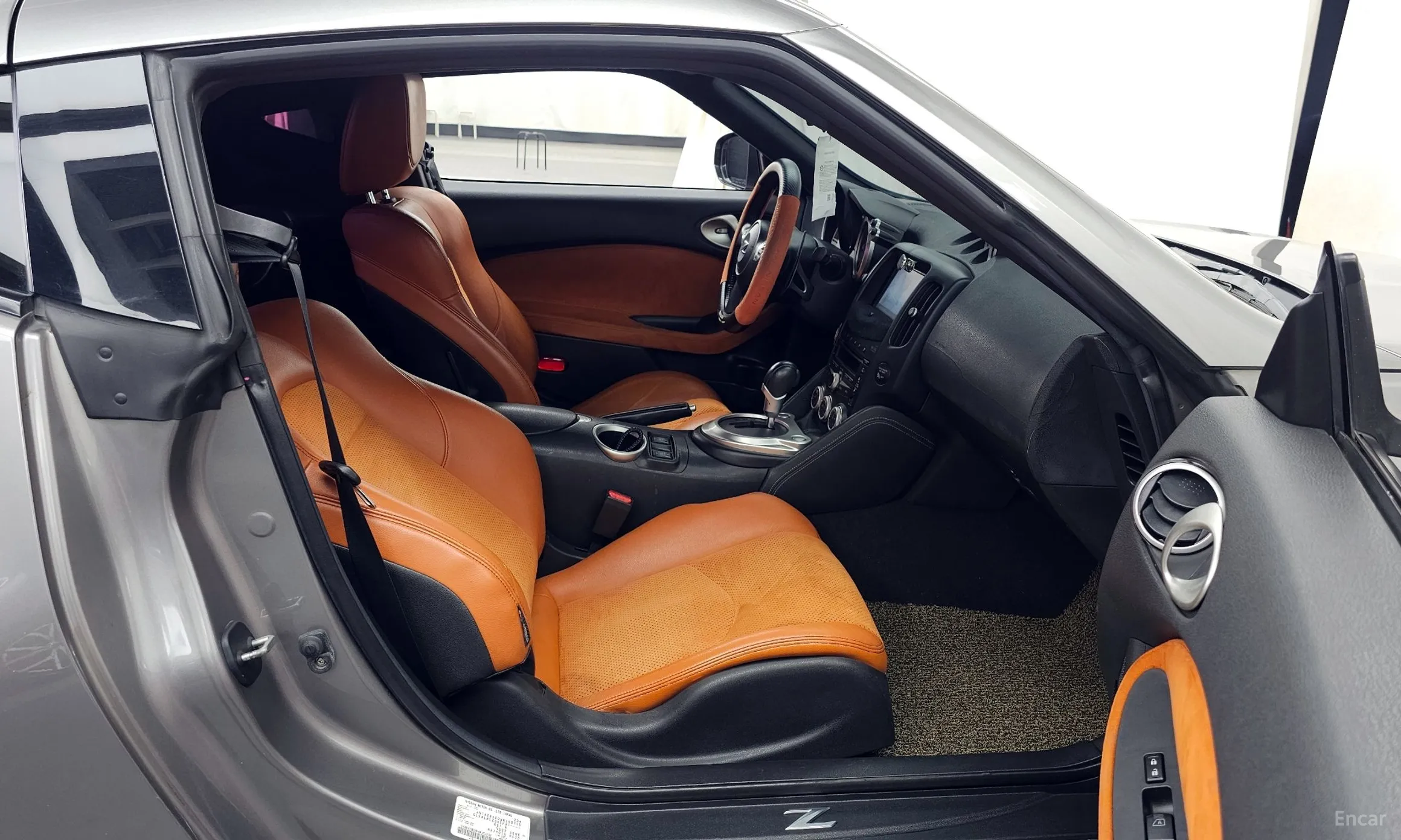 Nissan 370Z превью 11