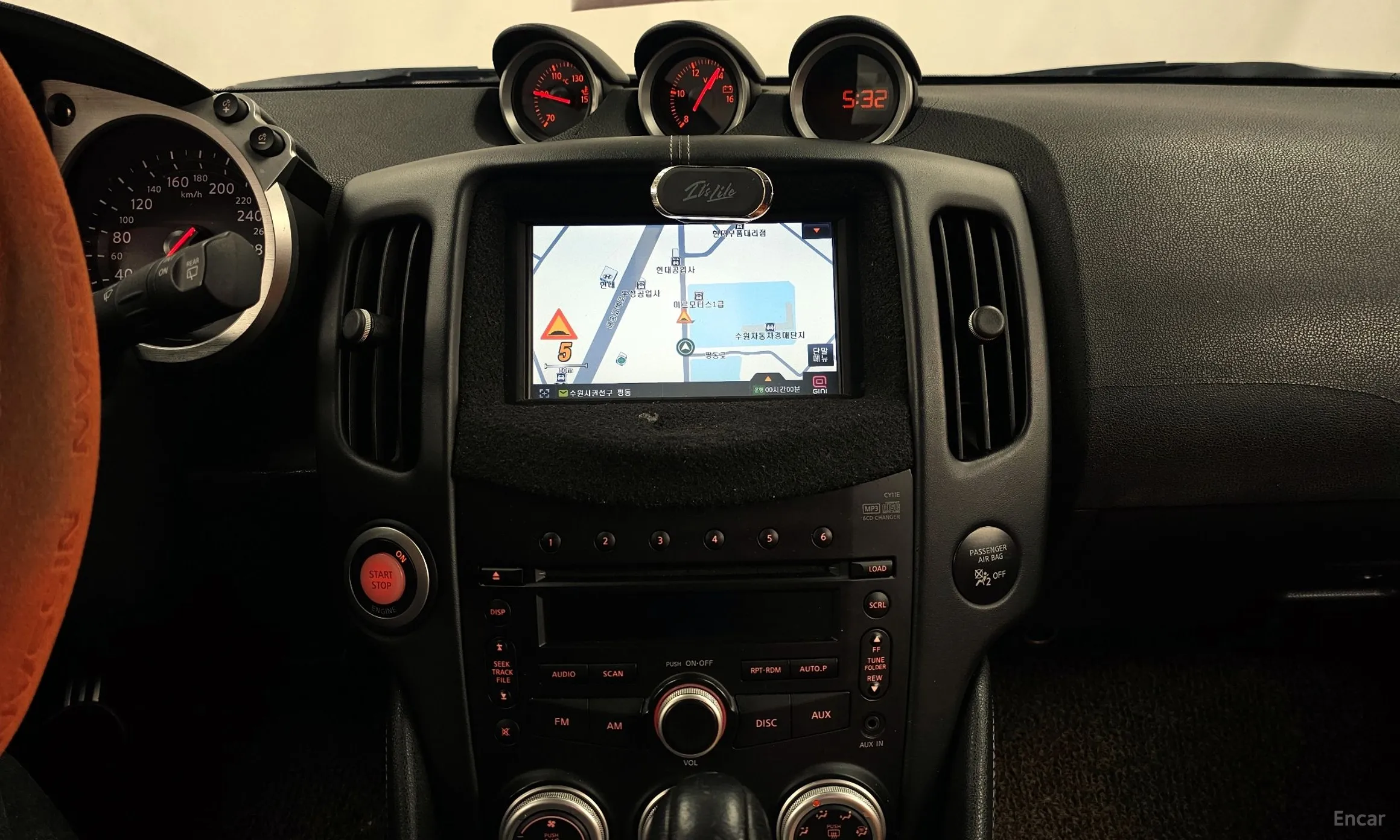 Nissan 370Z превью 13