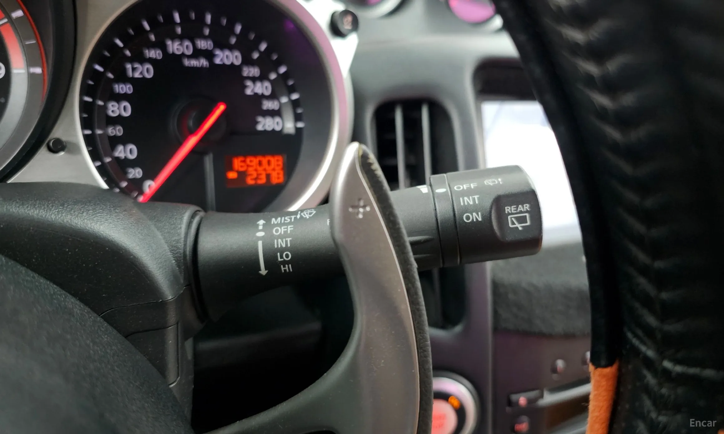 Nissan 370Z превью 15