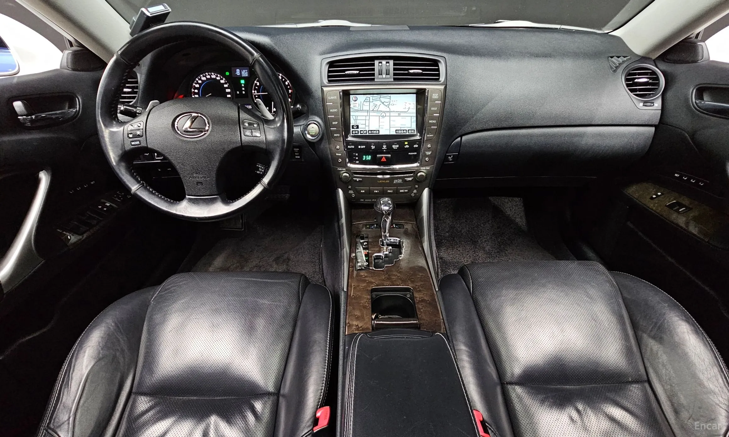 Lexus IS250 превью 7